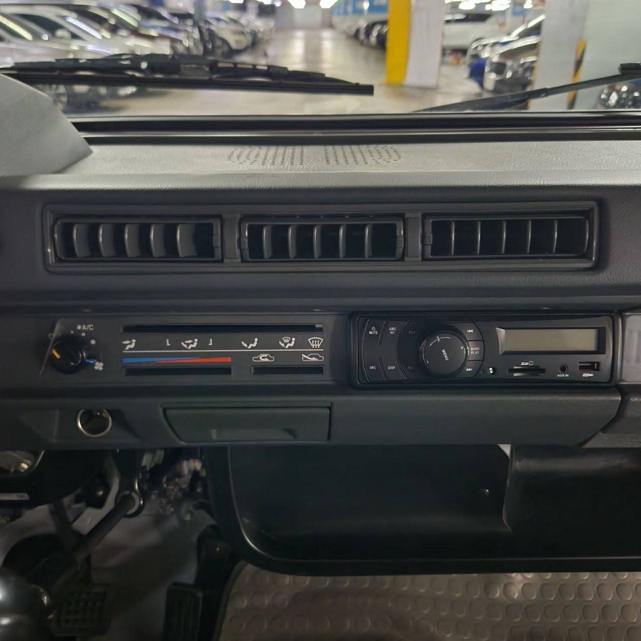 2024 Mitsubishi L300 Cab & Chassis 2.2L DSL MT