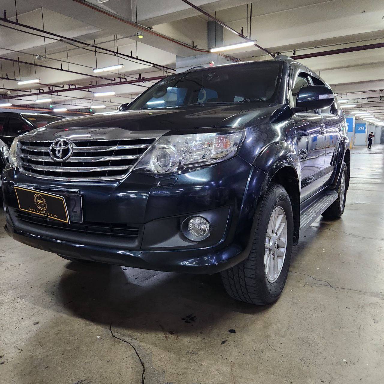 2012 Toyota Fortuner G 2.5L 4X2 DSL AT