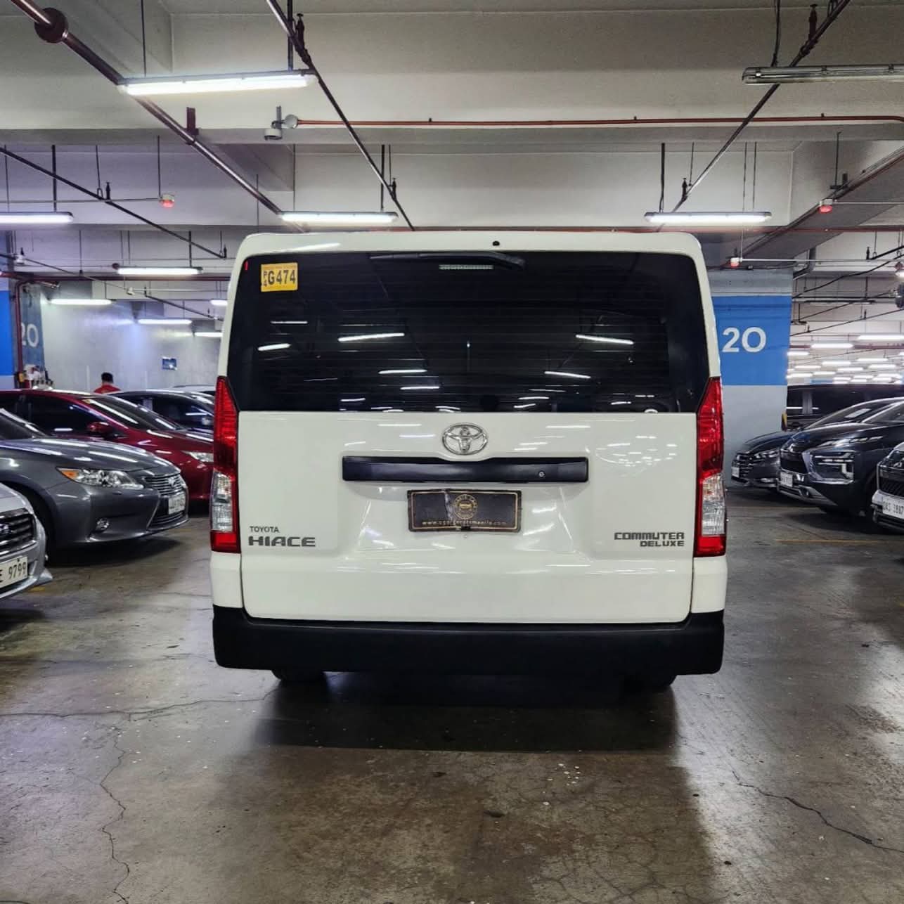 2020 Toyota Hiace Commuter Deluxe 2.8L DSL MT