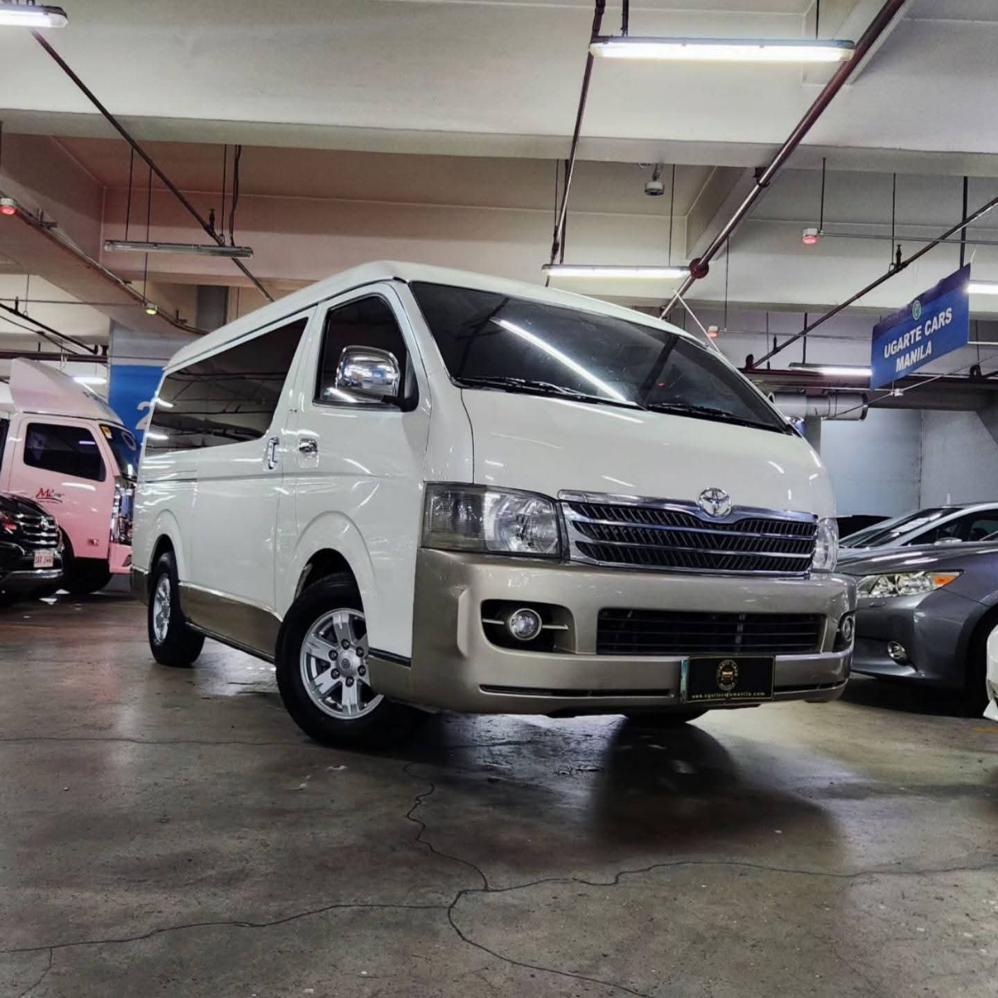 2007 Toyota Hiace Supergrandia 2.5L DSL AT