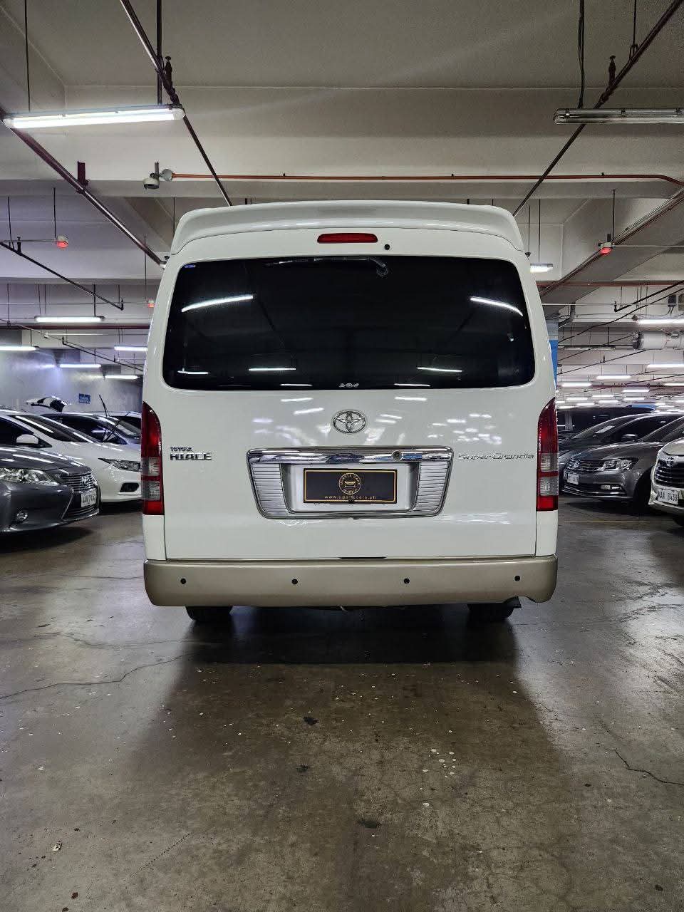 2007 Toyota Hiace Supergrandia 2.5L DSL AT