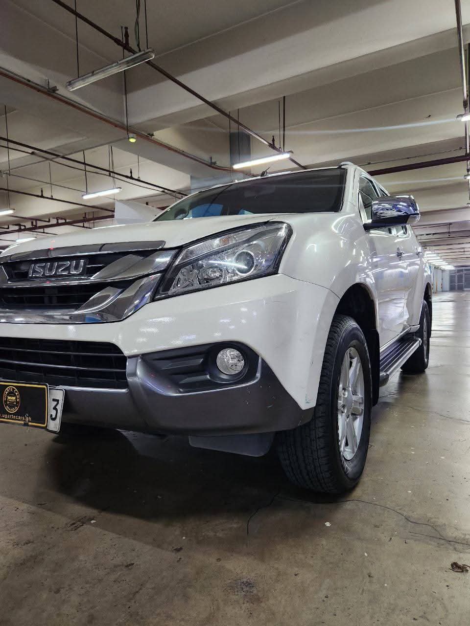 2016 Isuzu MUX LS-A 2.5L 4X2 DSL MT