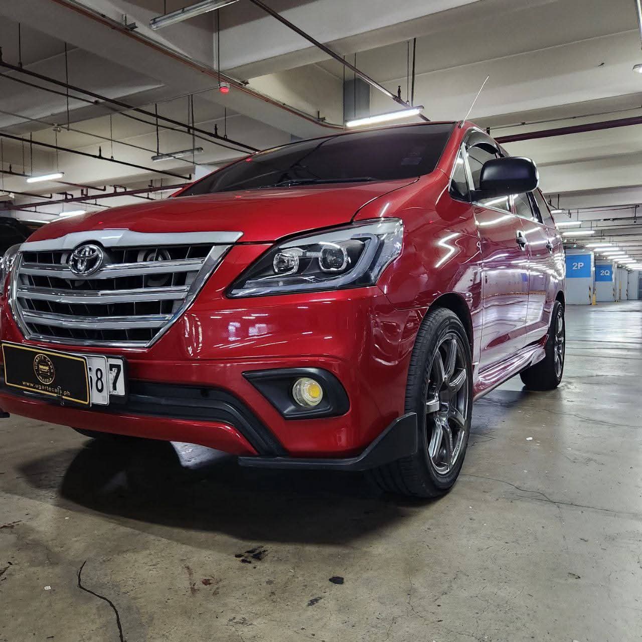 2016 Toyota Innova 2.5L E DSL AT