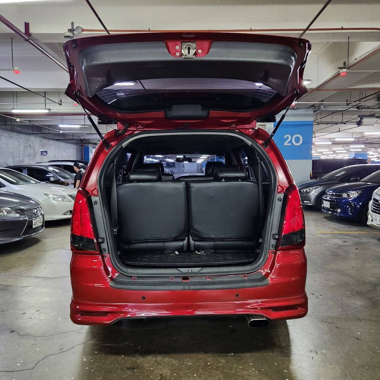 2016 Toyota Innova 2.5L E DSL AT