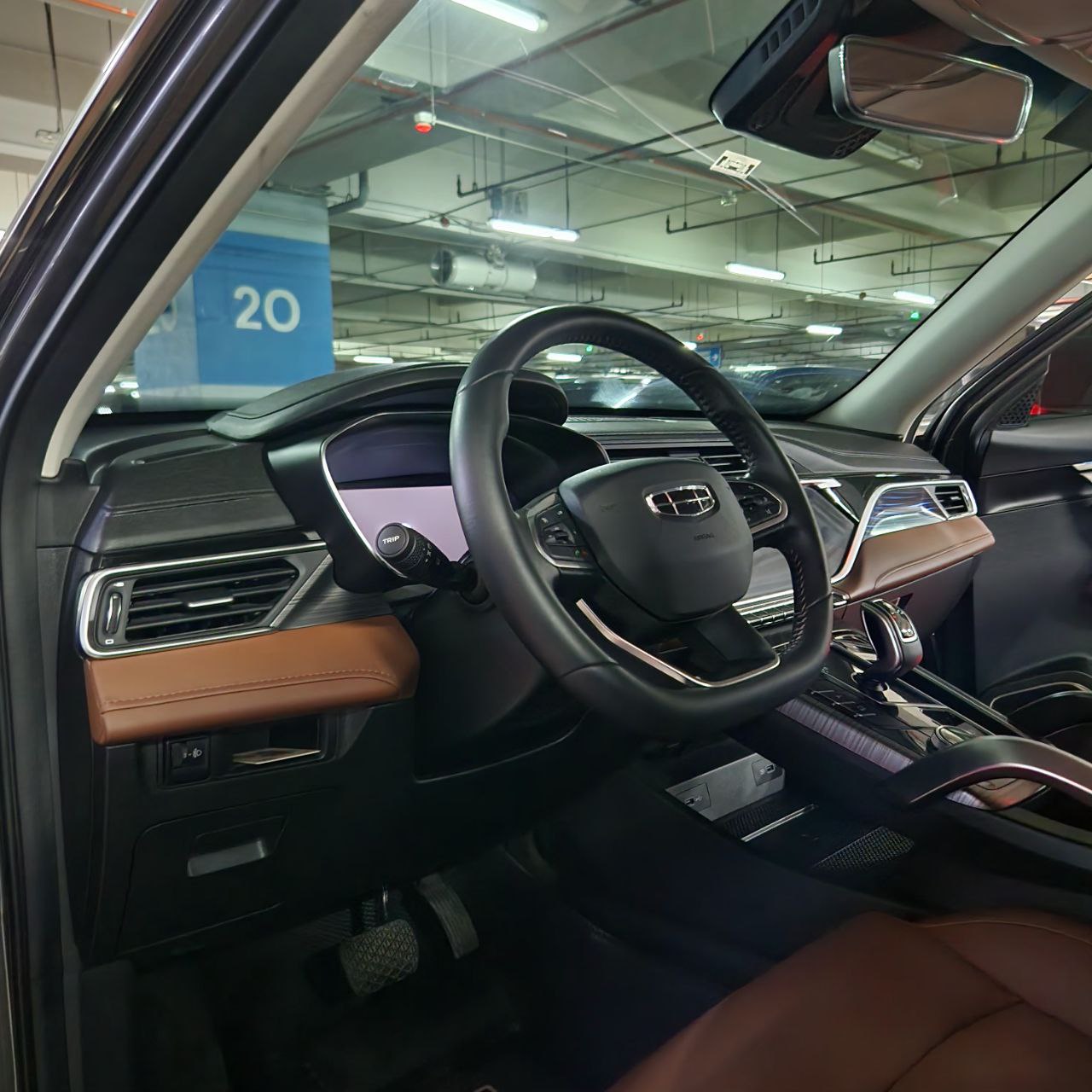 
								2023 Geely Azkarra Luxury 1.5L 4WD Hybrid AT SALE!!! full									