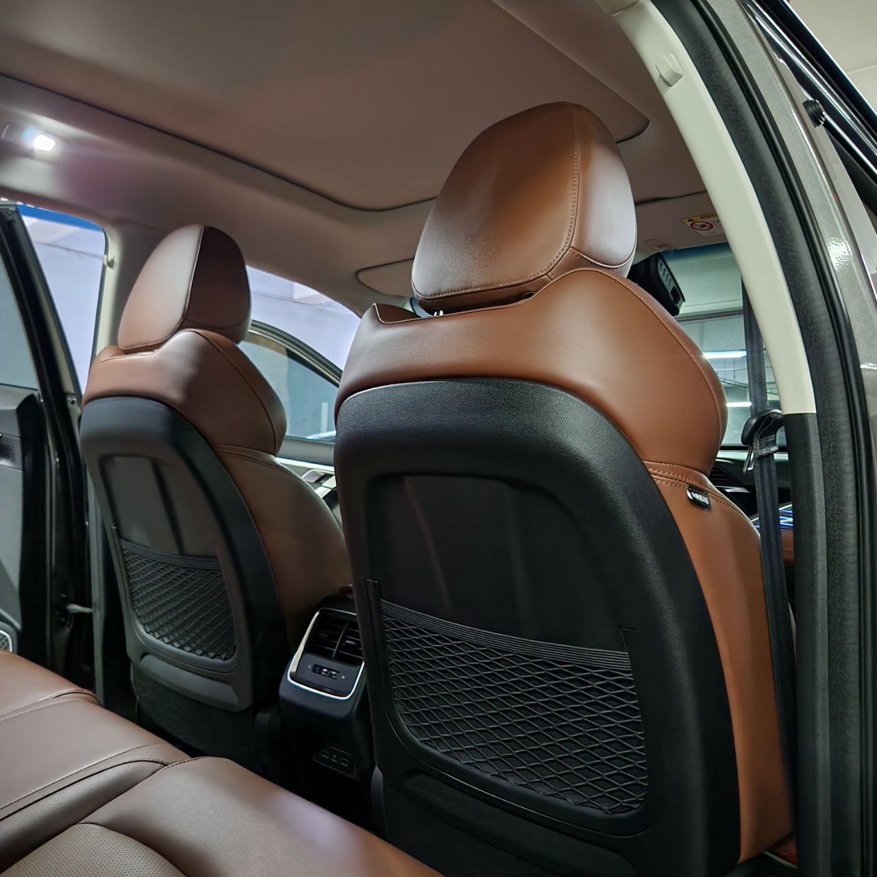 
								2023 Geely Azkarra Luxury 1.5L 4WD Hybrid AT SALE!!! full									