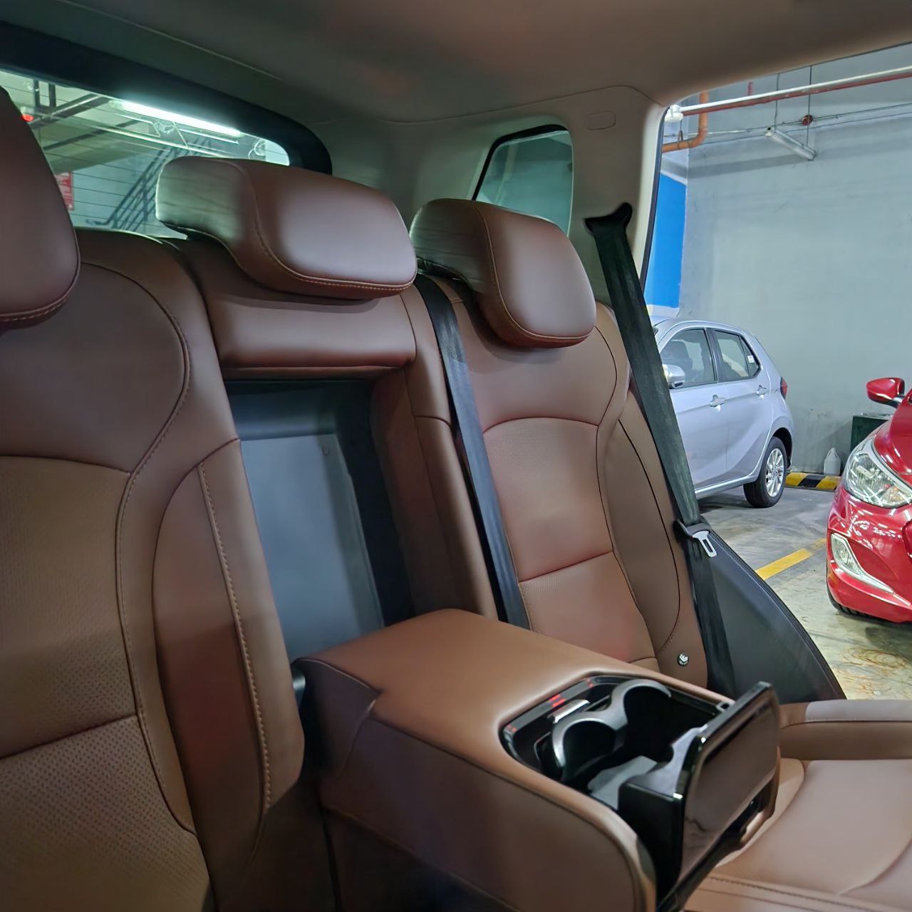 
								2023 Geely Azkarra Luxury 1.5L 4WD Hybrid AT SALE!!! full									