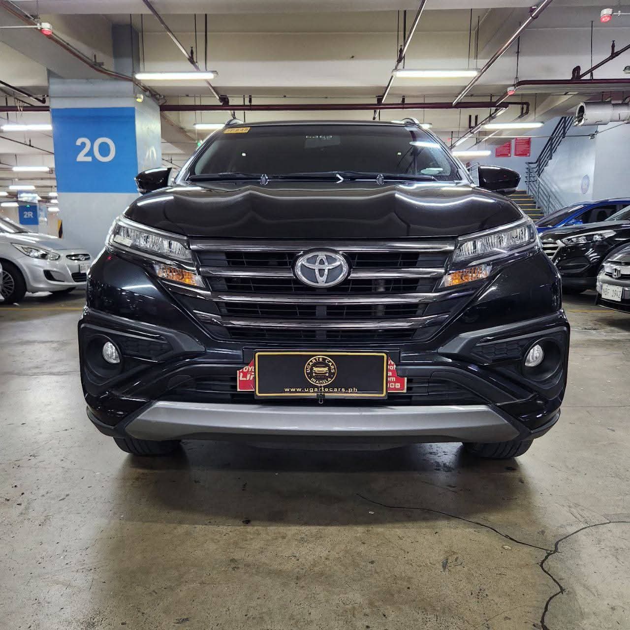 2022 Toyota Rush GR-Sport 1.5L AT – SALE!!!
