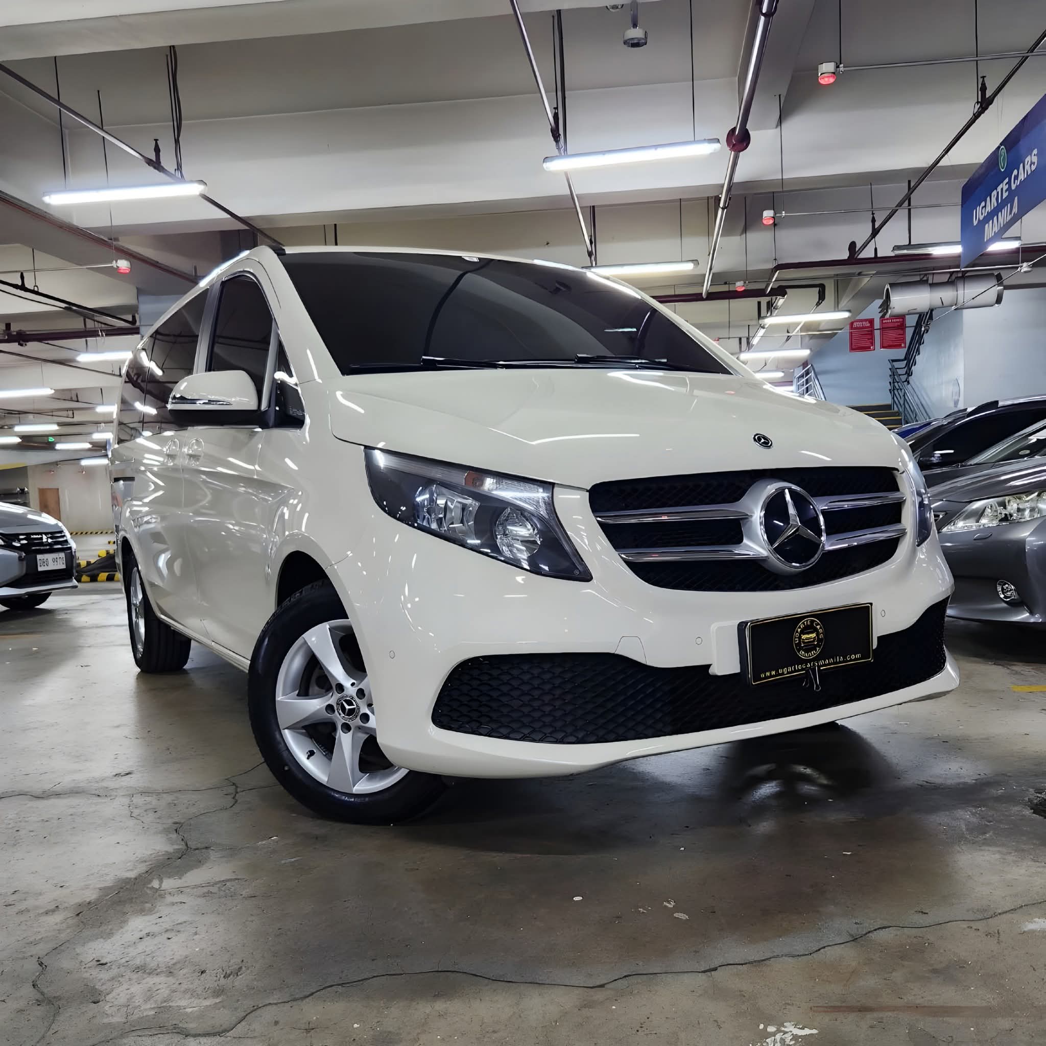 
								2020 Mercedes-Benz Avantgarde V 220 CDI Base 2.0L DSL AT SALE!!! full									