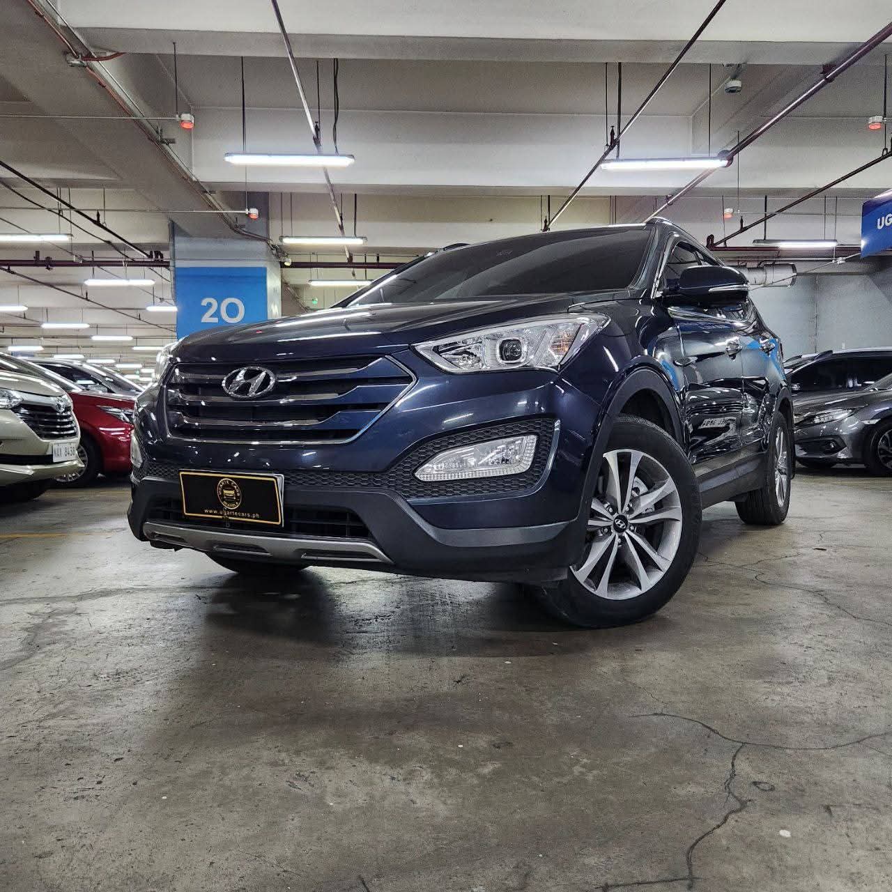 
								2015 Hyundai Santa Fe 2.2L DSL AT full									