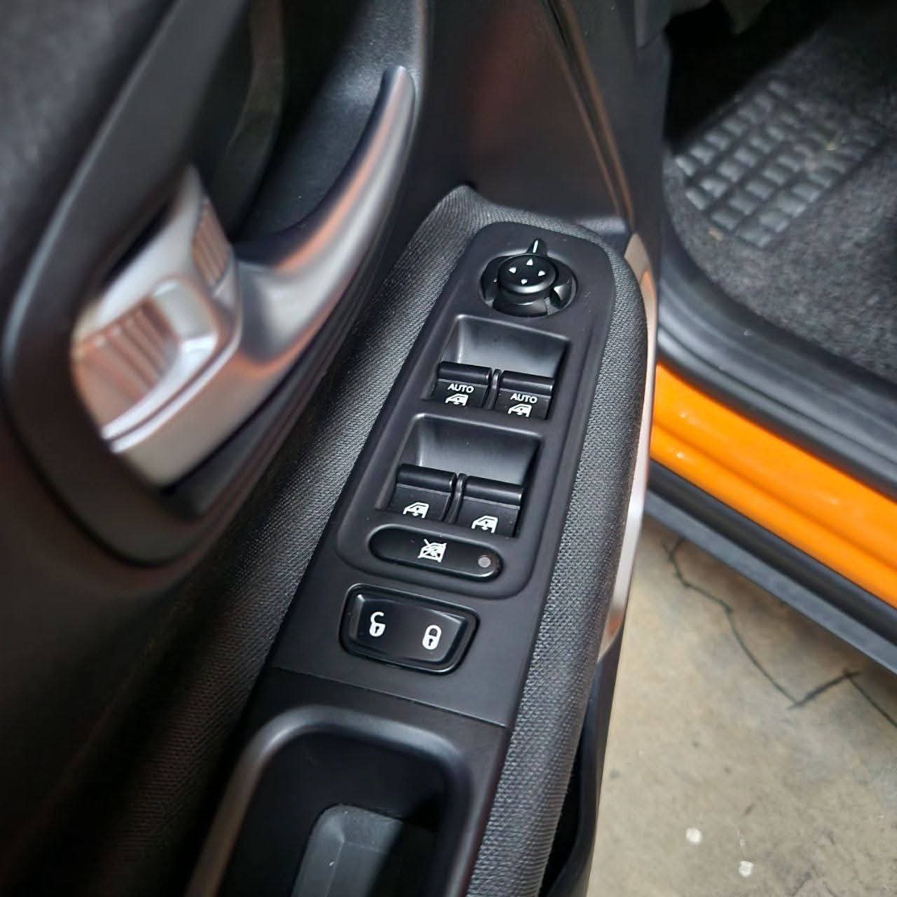 
								2020 Jeep Renegade Longitude 1.4L 4X2 AT SALE!!! full									