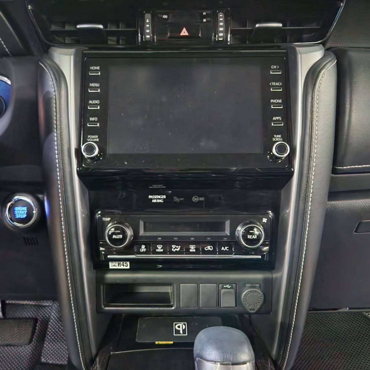 
								2021 Toyota Fortuner 2.8L 4X2 Q DSL AT SALE!!! full									