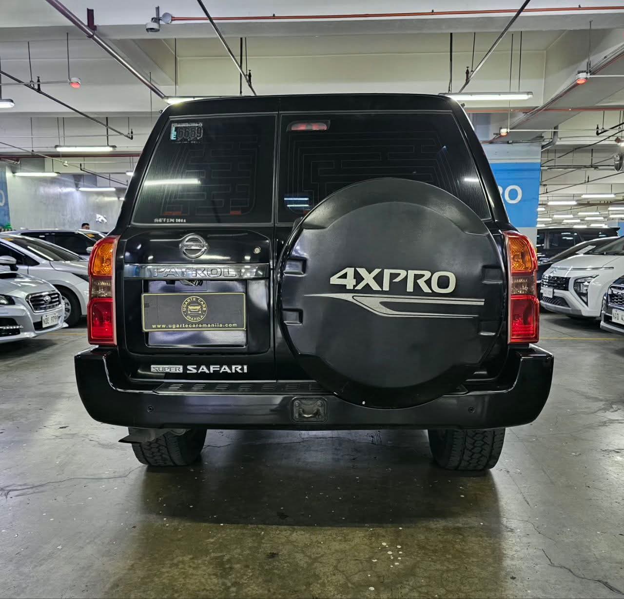 
								2014 Nissan Patrol Super Safari 4X4 3.0L DSL AT SALE!!! full									