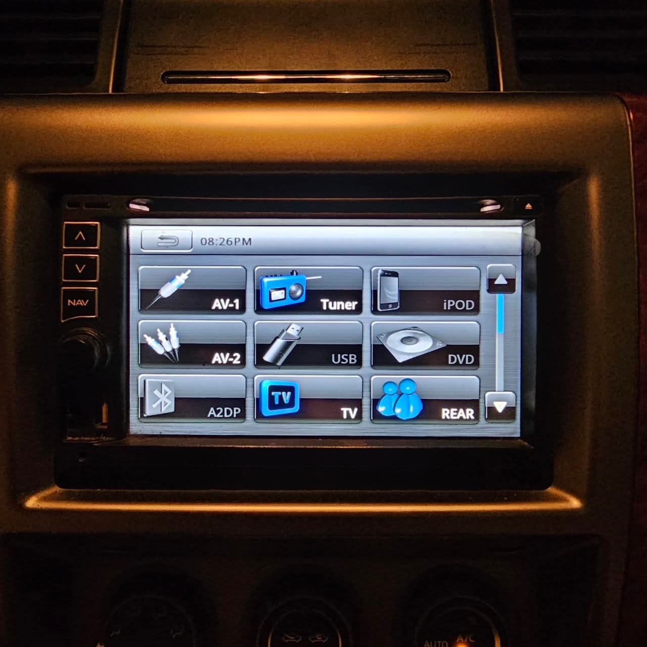 
								2014 Nissan Patrol Super Safari 4X4 3.0L DSL AT SALE!!! full									
