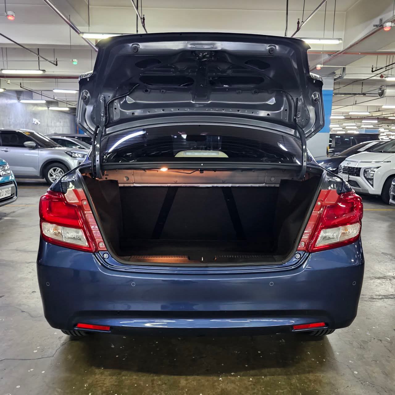
								2025 Suzuki Dzire 1.2L GLP AGS AT SALE!!! full									