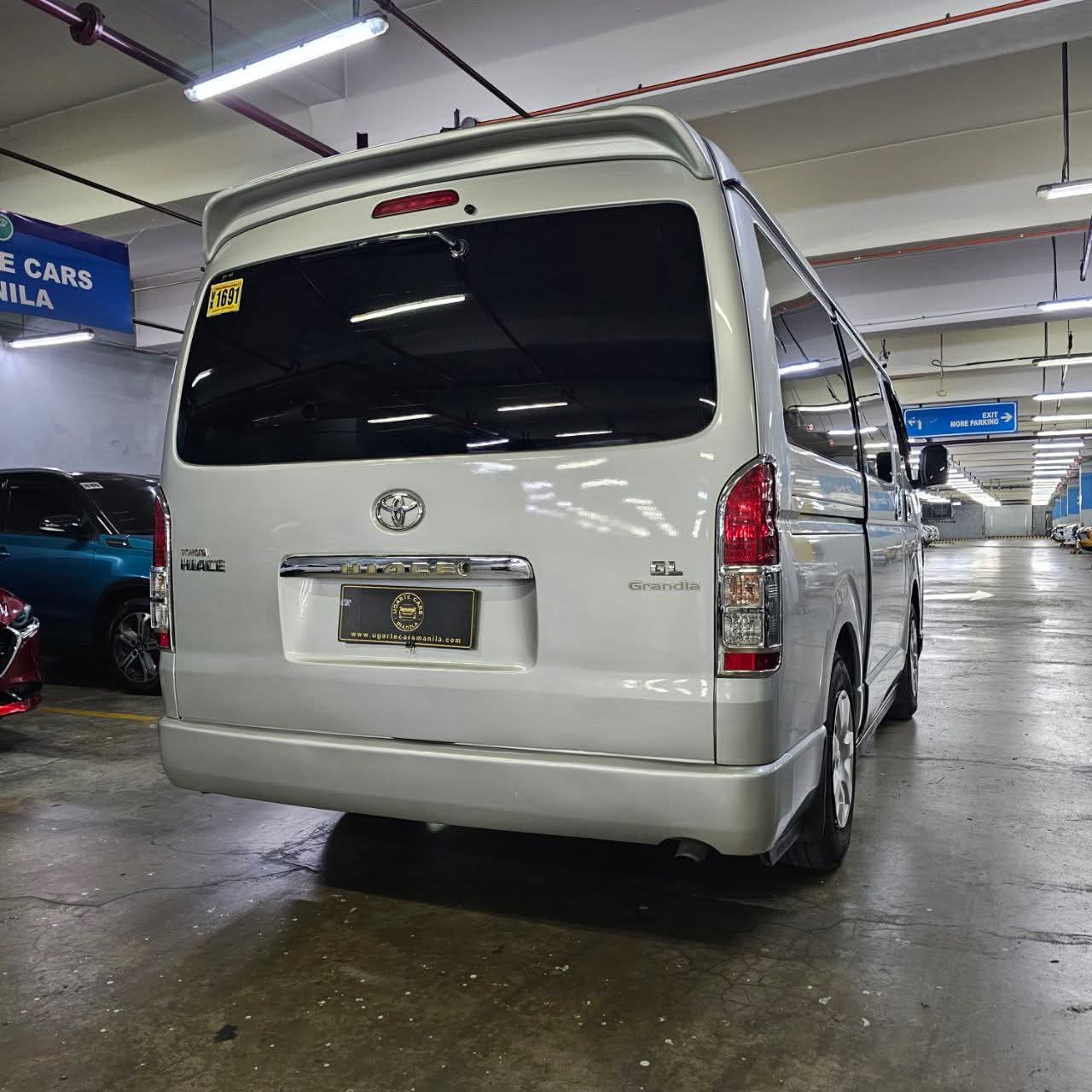 2017 Toyota Hiace GL Grandia 3.0L DSL AT SALE!!!