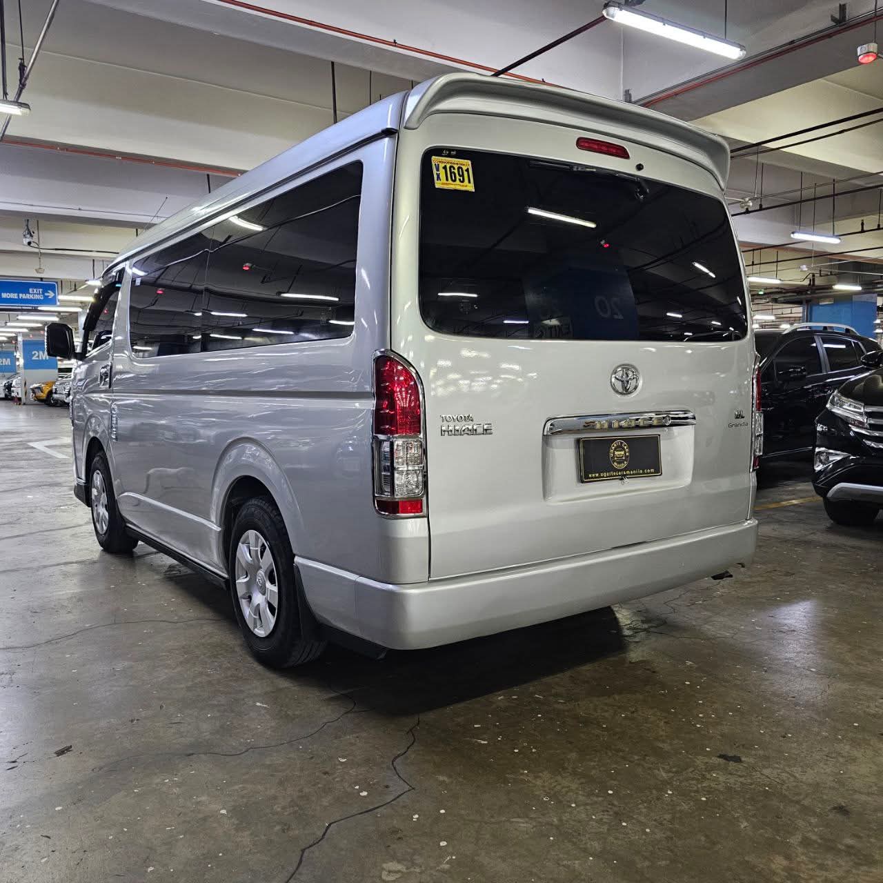 
								2017 Toyota Hiace GL Grandia 3.0L DSL AT SALE!!! full									