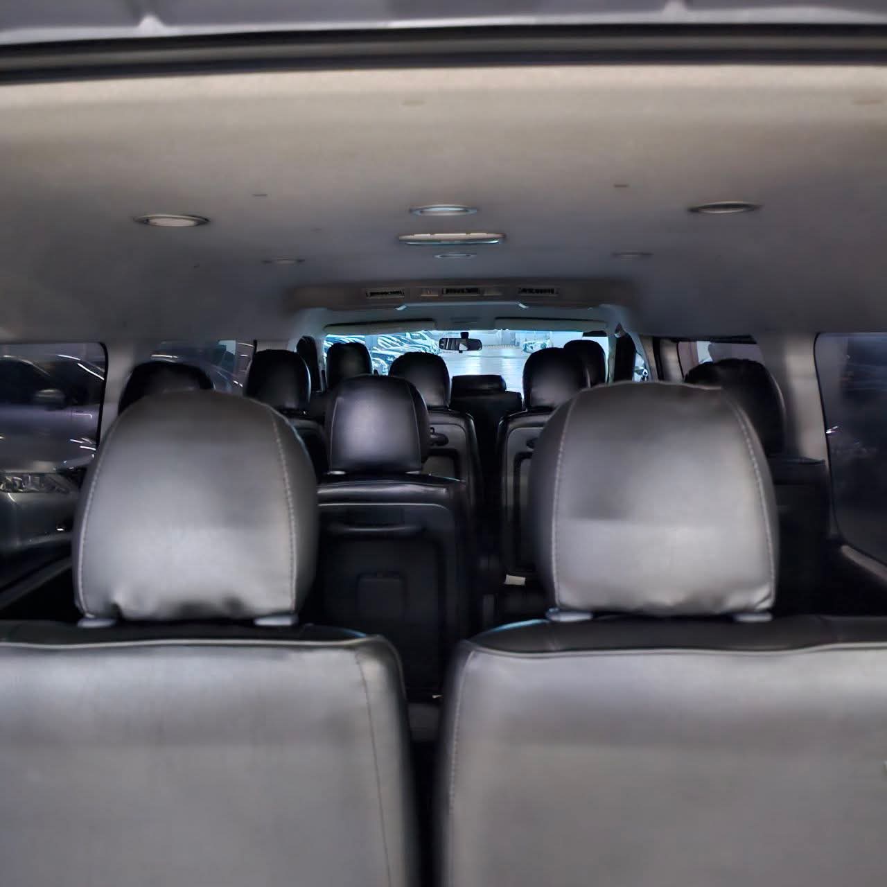 
								2017 Toyota Hiace GL Grandia 3.0L DSL AT SALE!!! full									