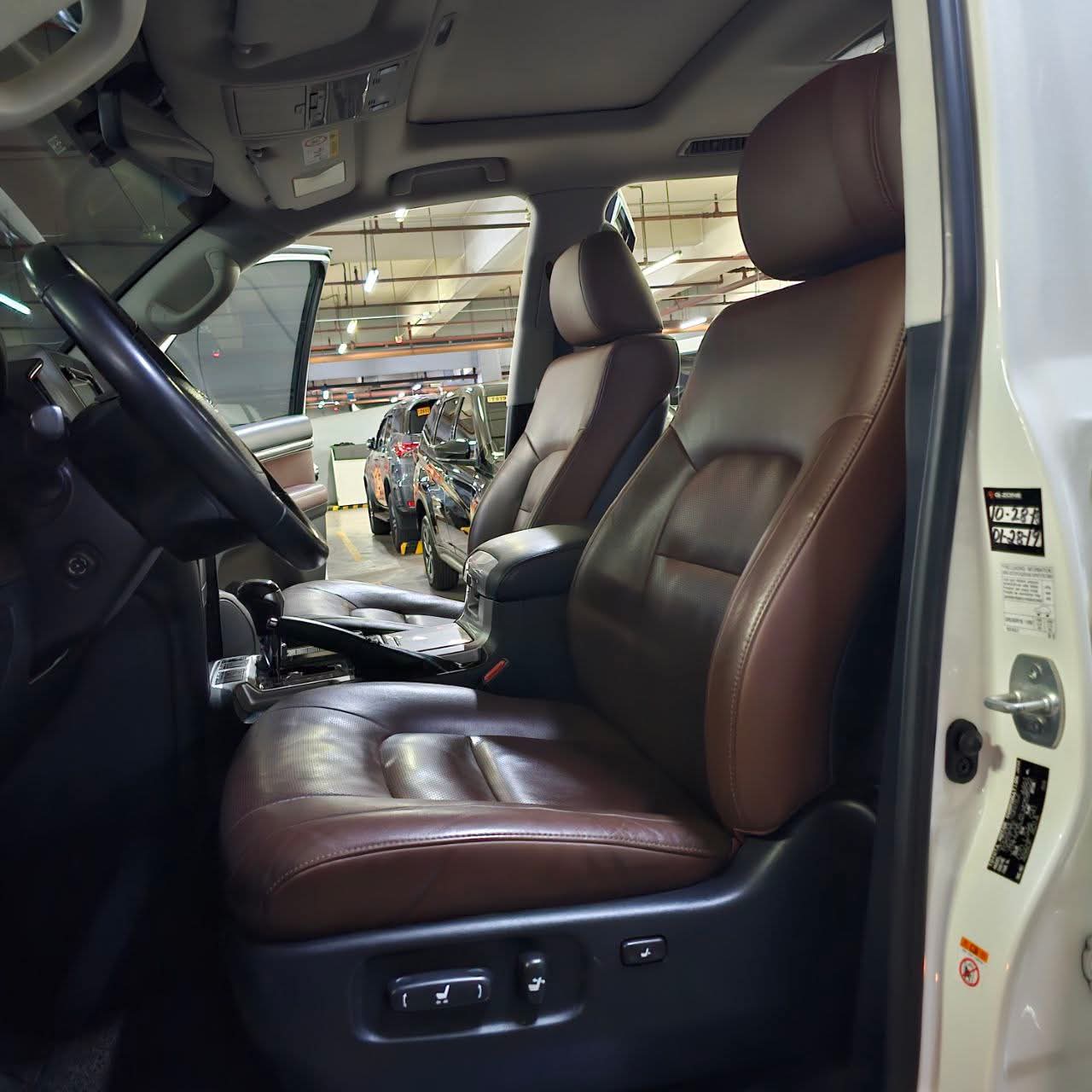 
								2018 Toyota Land Cruiser 200 VX Premium 4X4 4.5L V8 DSL AT SALE!!! full									