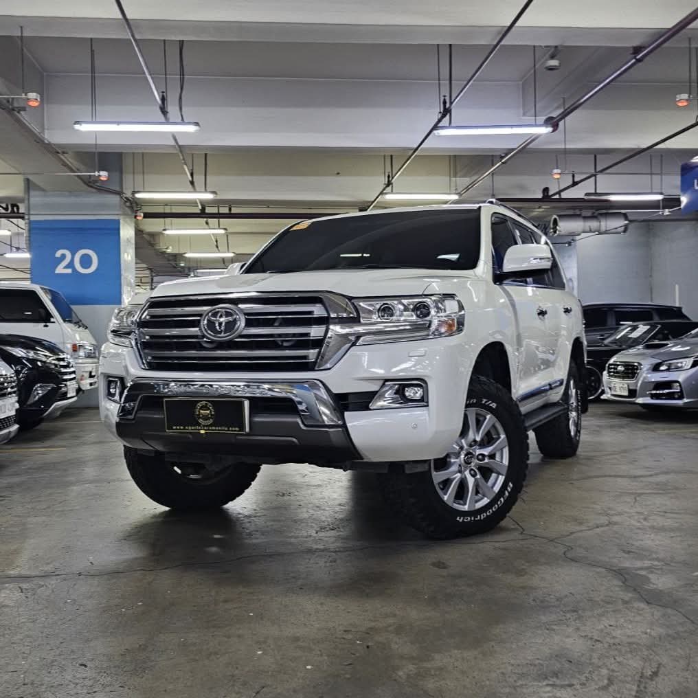 
								2018 Toyota Land Cruiser 200 VX Premium 4X4 4.5L V8 DSL AT SALE!!! full									