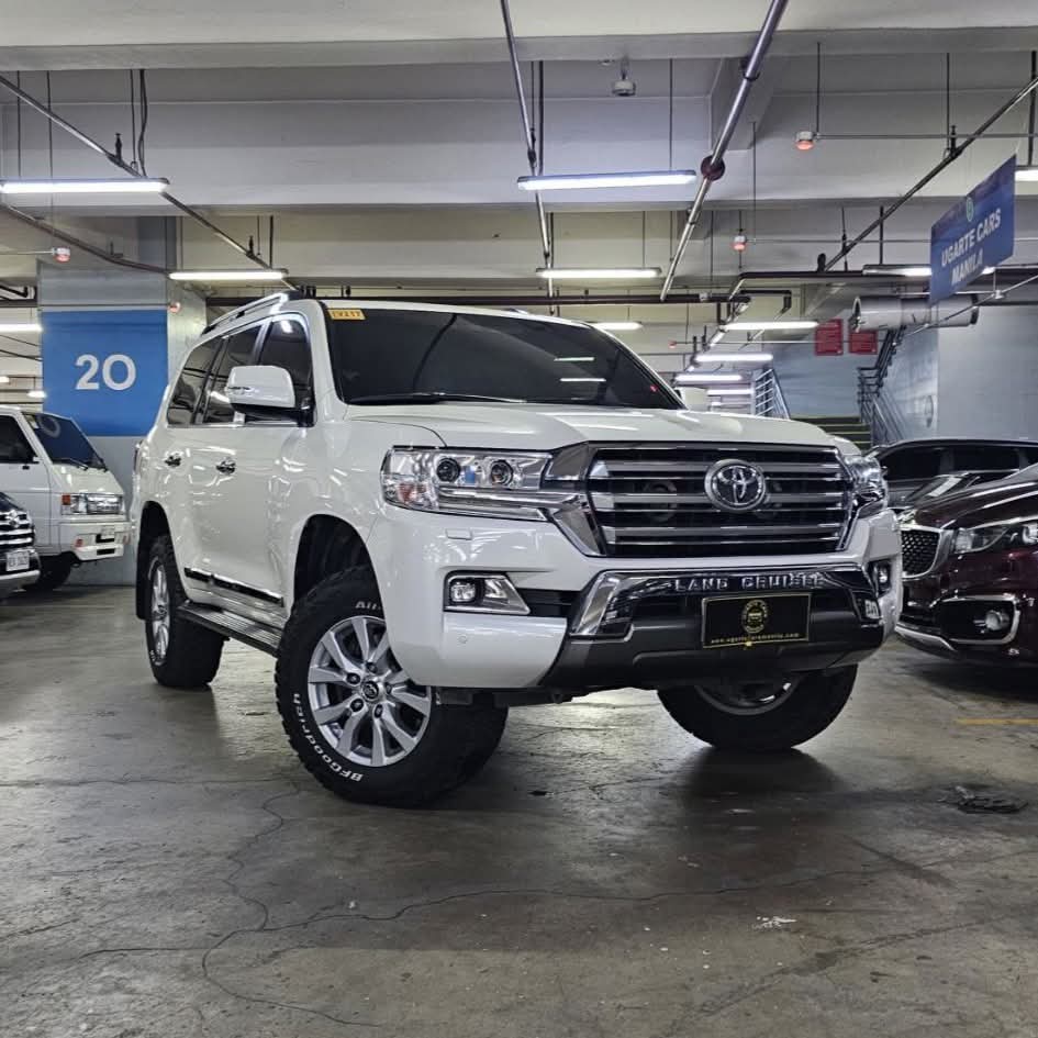 
								2018 Toyota Land Cruiser 200 VX Premium 4X4 4.5L V8 DSL AT SALE!!! full									