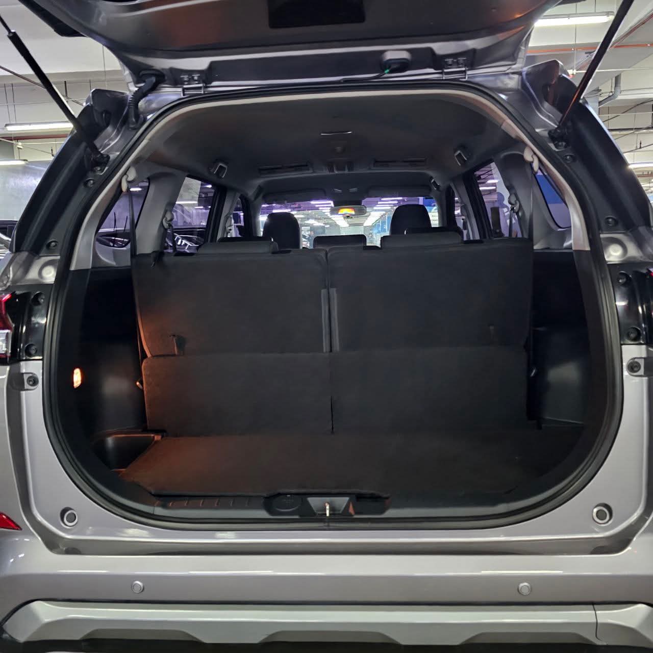 
								2023 Toyota Veloz V 1.5L CVT AT SALE!!! full									