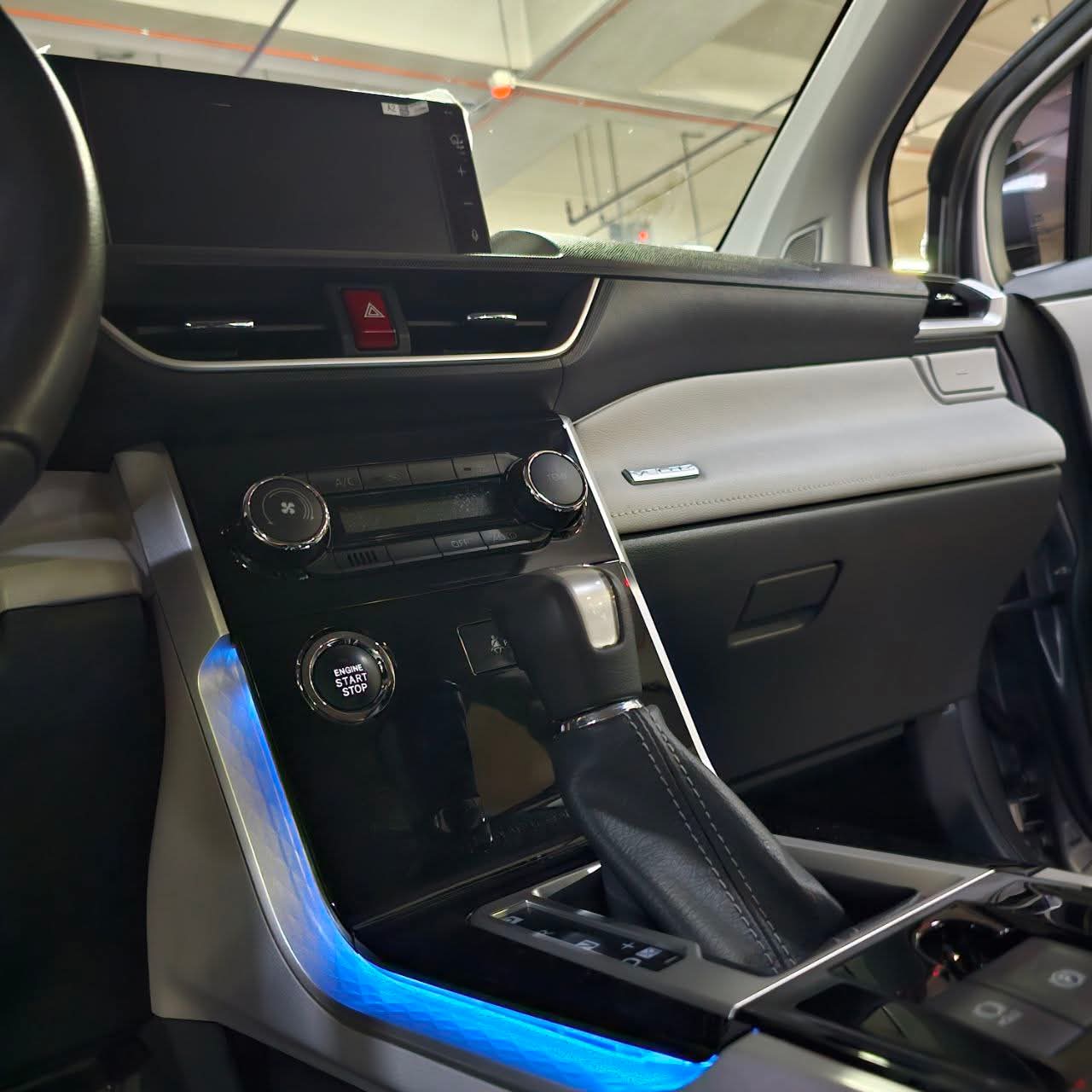 
								2023 Toyota Veloz V 1.5L CVT AT SALE!!! full									