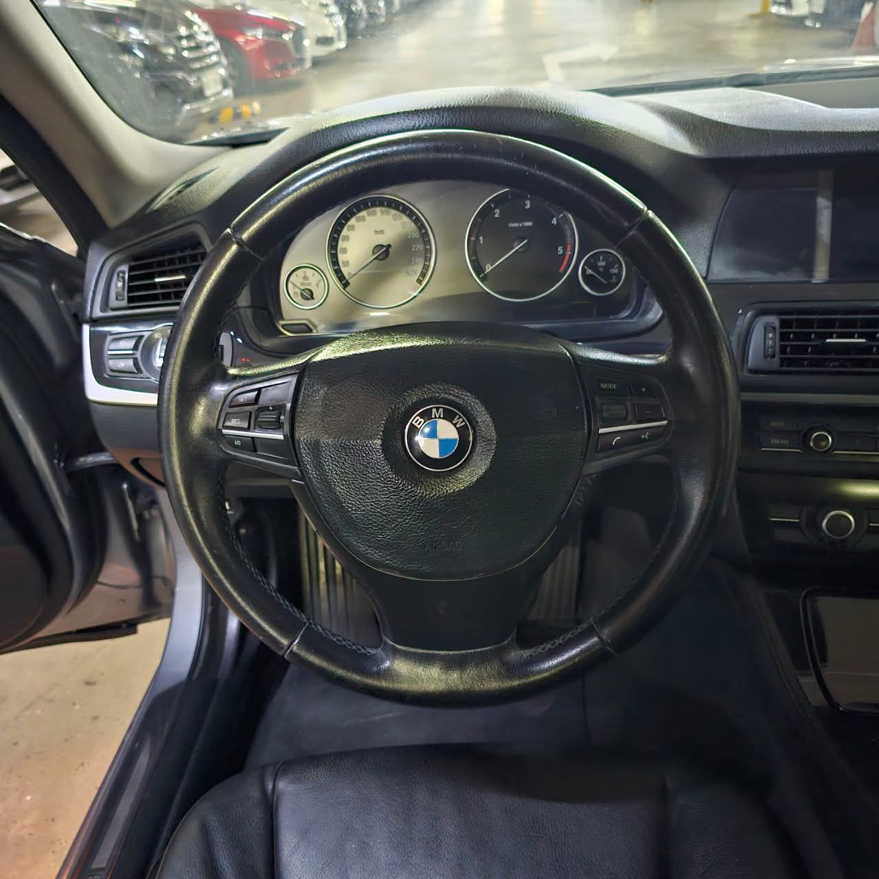 
								2011 BMW 520D 2.0L DSL AT SALE!! full									