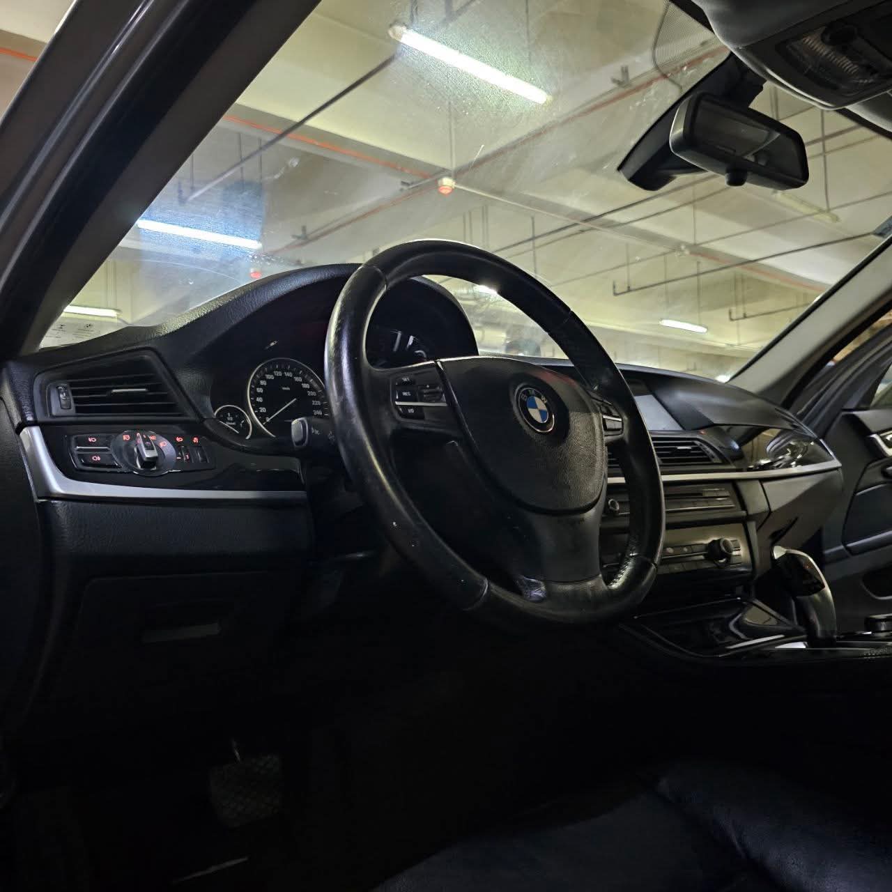 
								2011 BMW 520D 2.0L DSL AT SALE!! full									