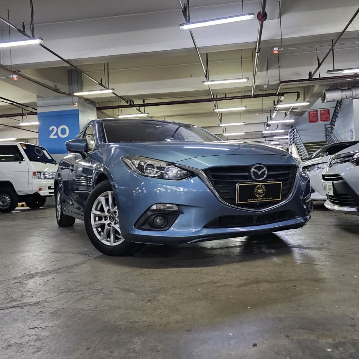 
								2016 Mazda 3 HB 1.5L AT full									