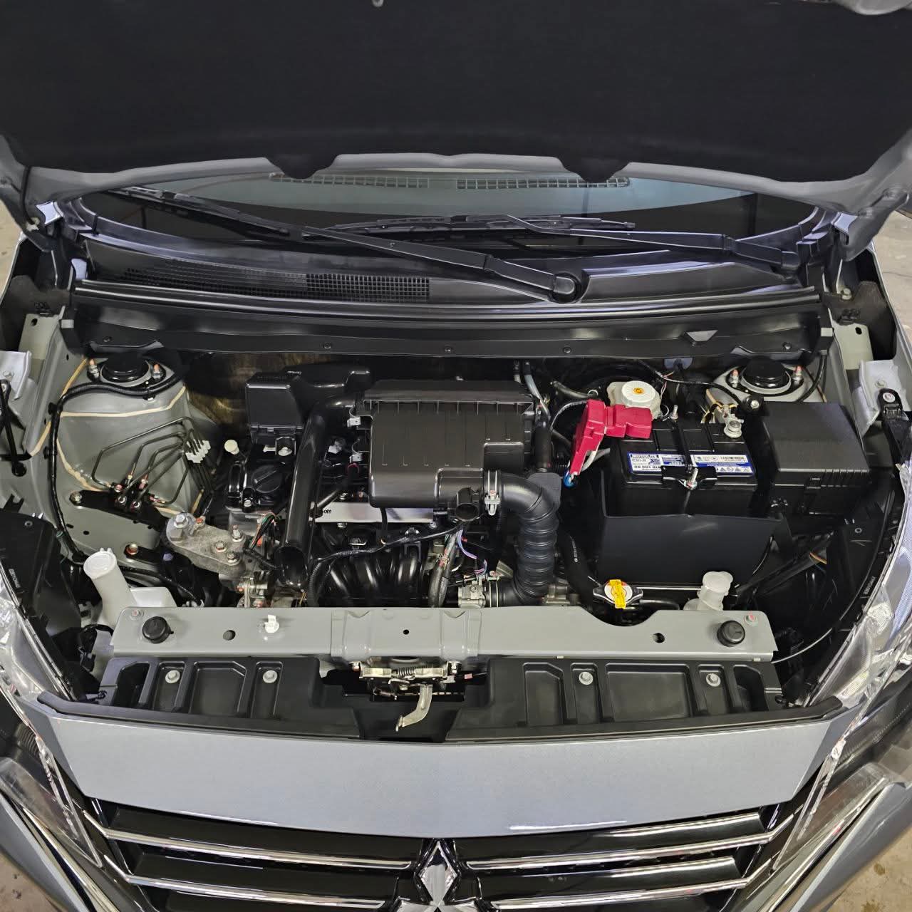 
								2024 Mitsubishi Mirage G4 GLX 1.2L Gas MT full									