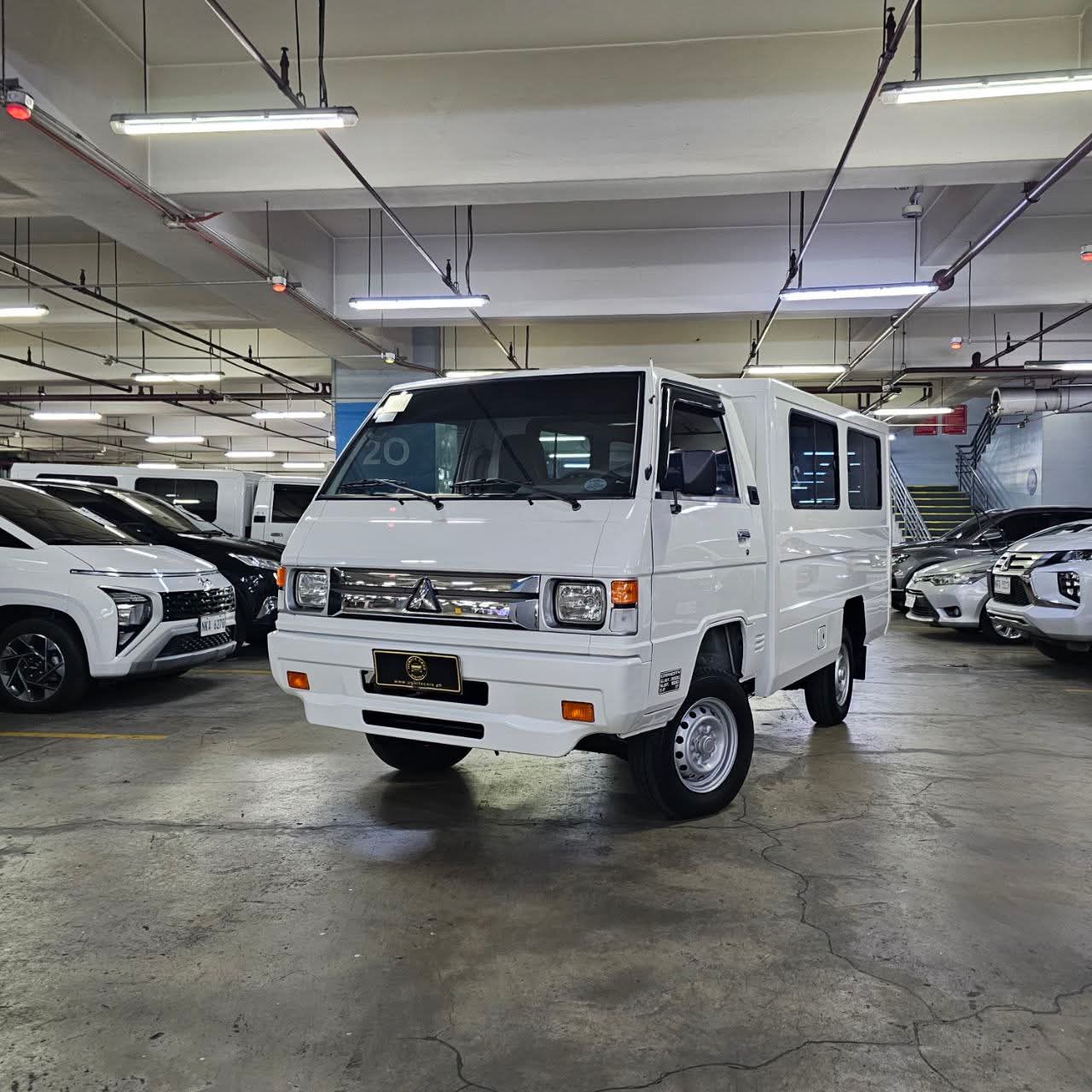 
								2025 Mitsubishi L300 2.3L FB Body DSL MT full									