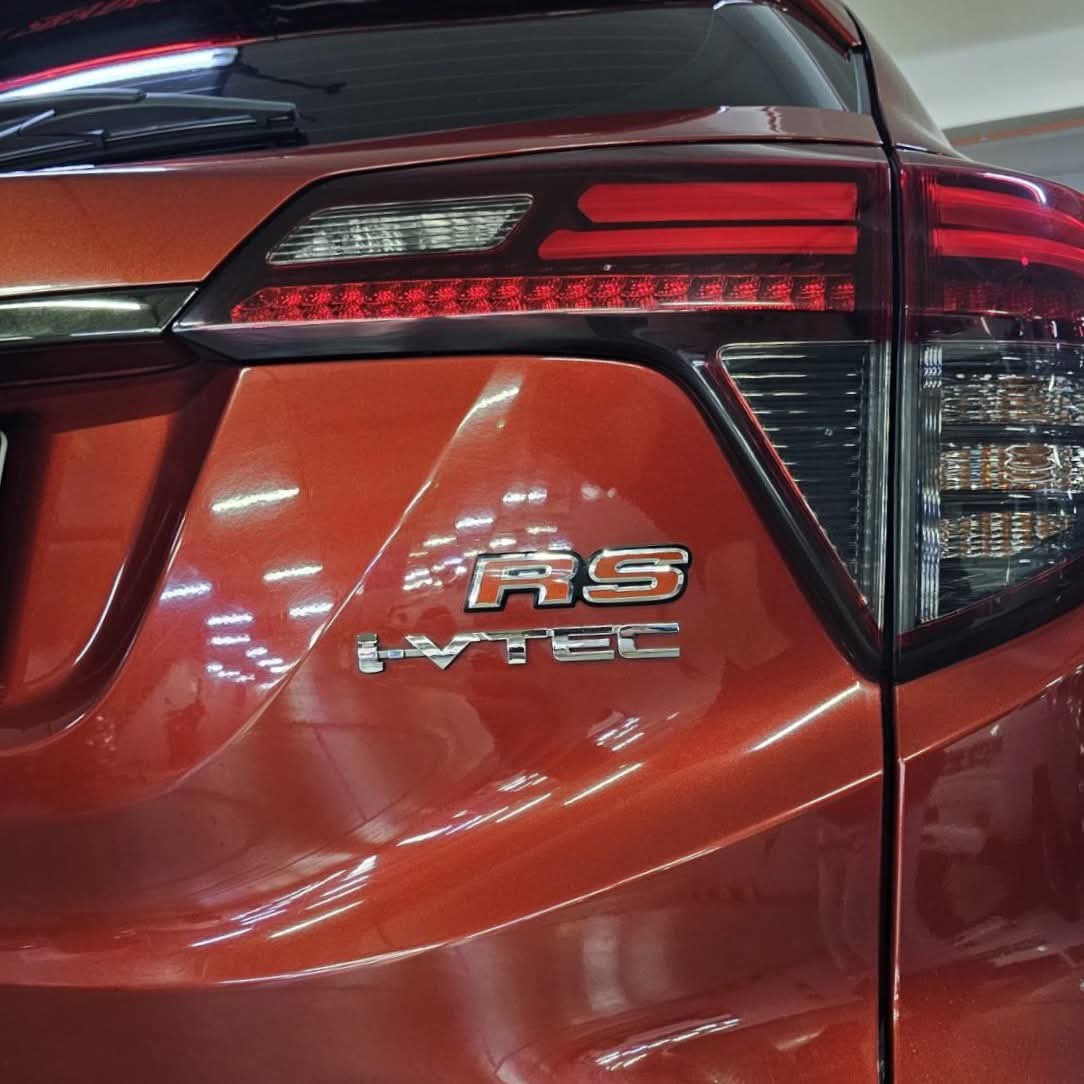 
								2020 Honda HRV 1.8L CVT AT SALE!!! full									