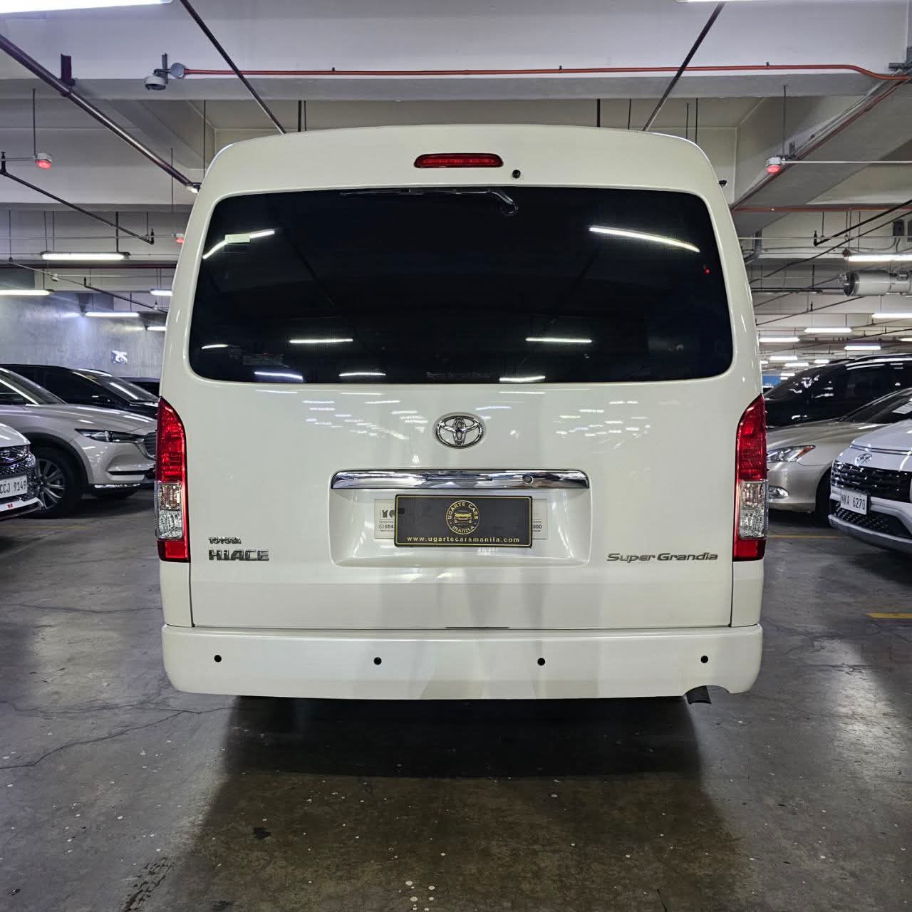 
								2019 Toyota Hiace Super Grandia 3.0L DSL AT full									