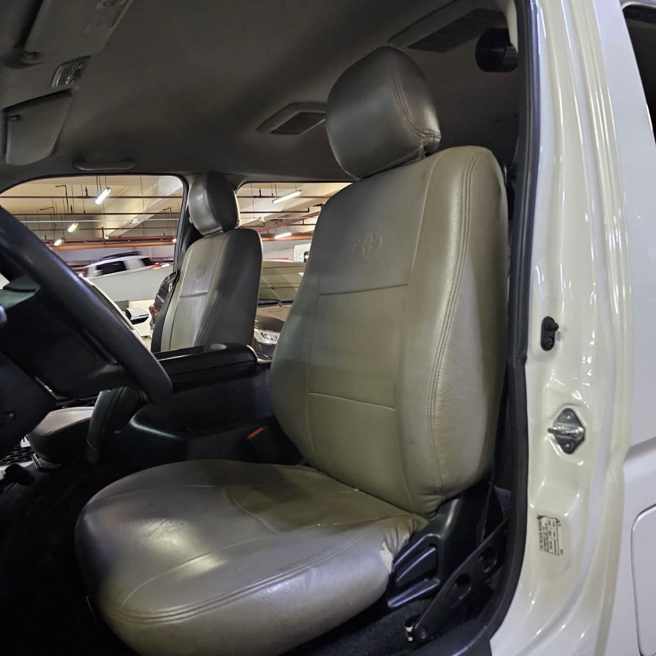 
								2019 Toyota Hiace Super Grandia 3.0L DSL AT full									