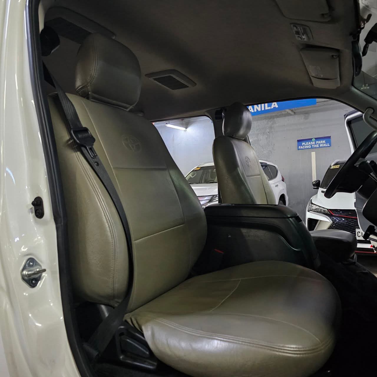 
								2019 Toyota Hiace Super Grandia 3.0L DSL AT full									
