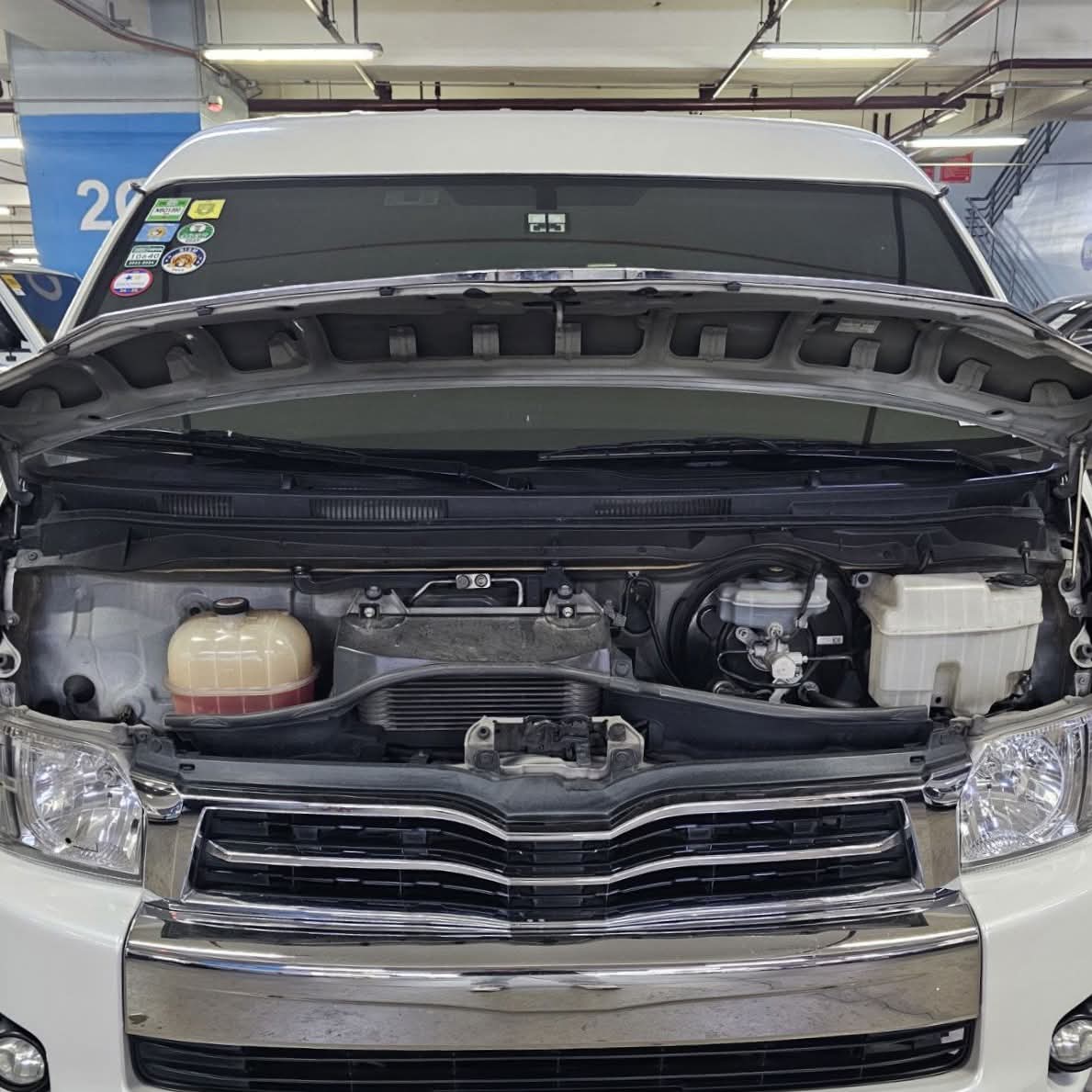 
								2019 Toyota Hiace Super Grandia 3.0L DSL AT full									