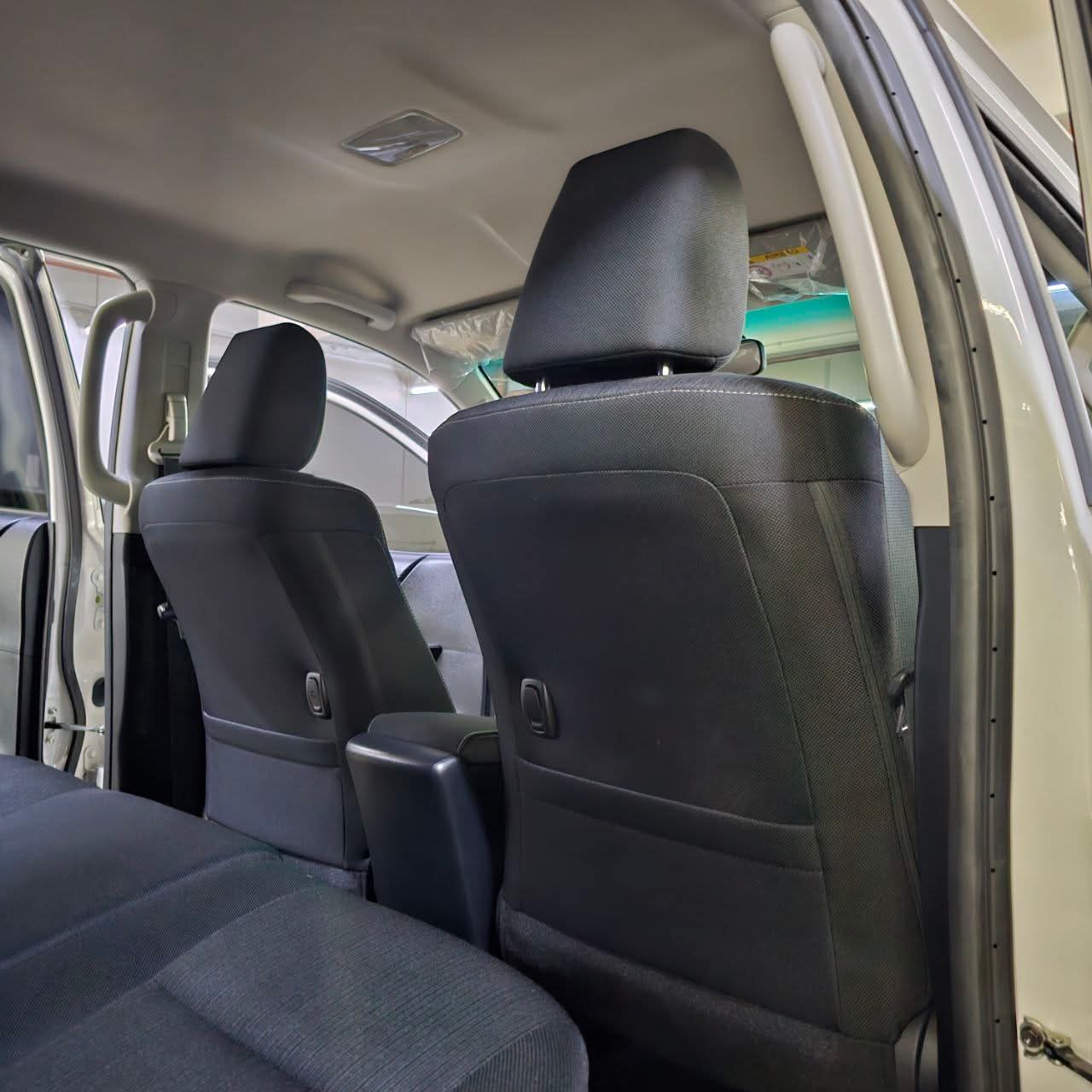 
								2024 Toyota Hilux G 4×2 2.4L DSL AT SALE!! full									