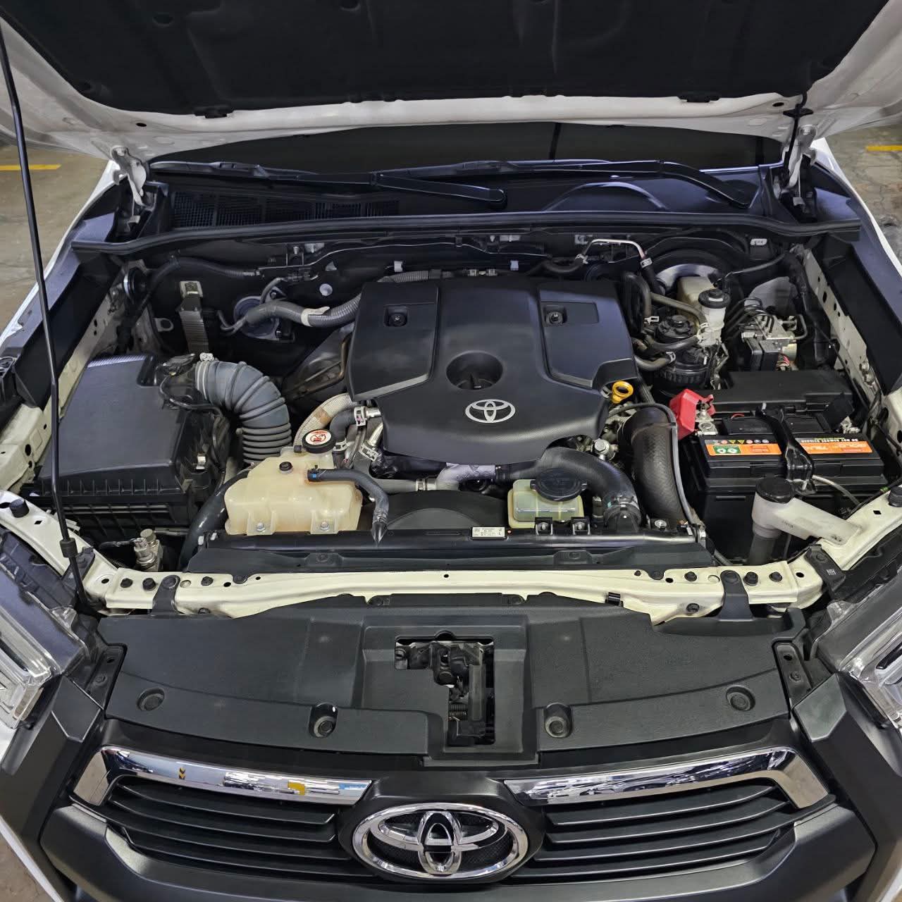 
								2024 Toyota Hilux G 4×2 2.4L DSL AT SALE!! full									
