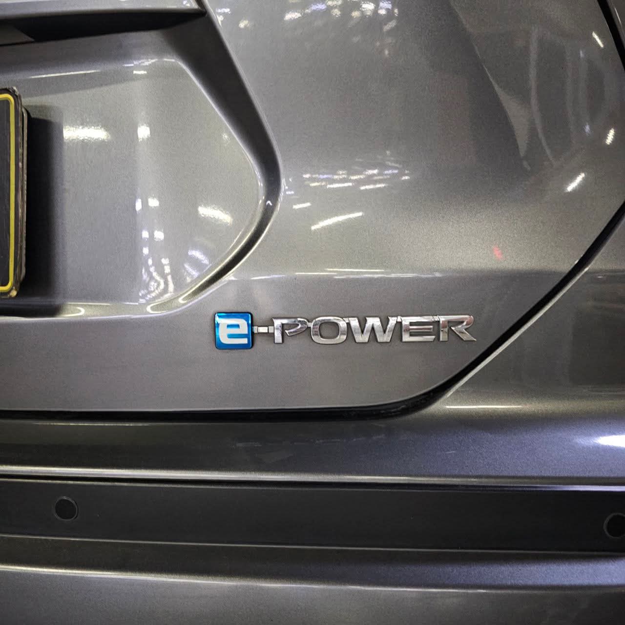 
								2023 Nissan Kicks E-Power VE 1.2L Hybrid AT full									