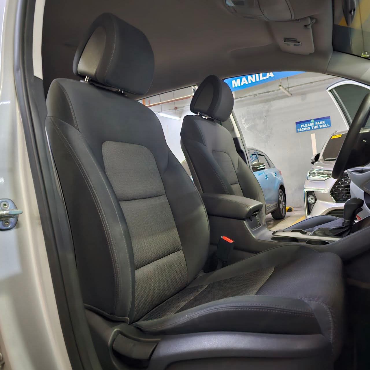 
								2018 Hyundai Tucson 2.0L Gas AT full									