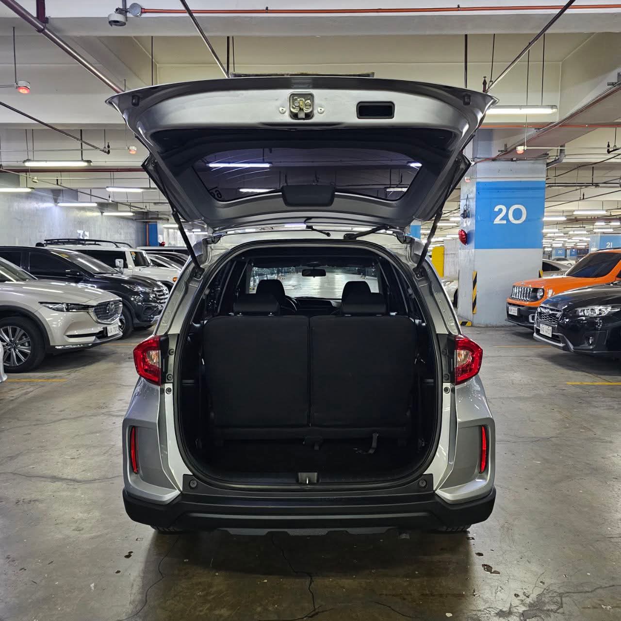 
								2020 Honda BRV 1.5L S CVT i-VTEC AT full									