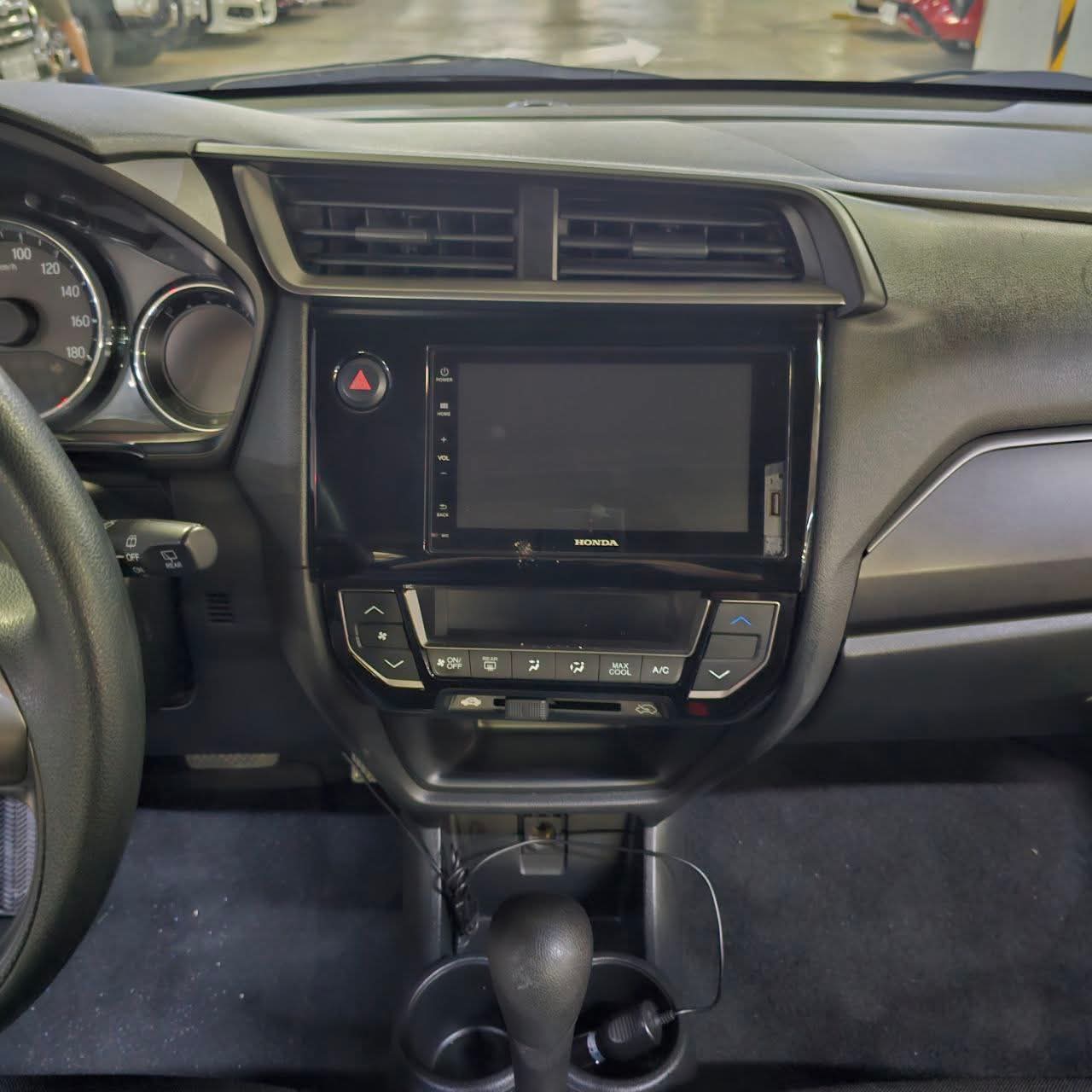 
								2020 Honda BRV 1.5L S CVT i-VTEC AT full									