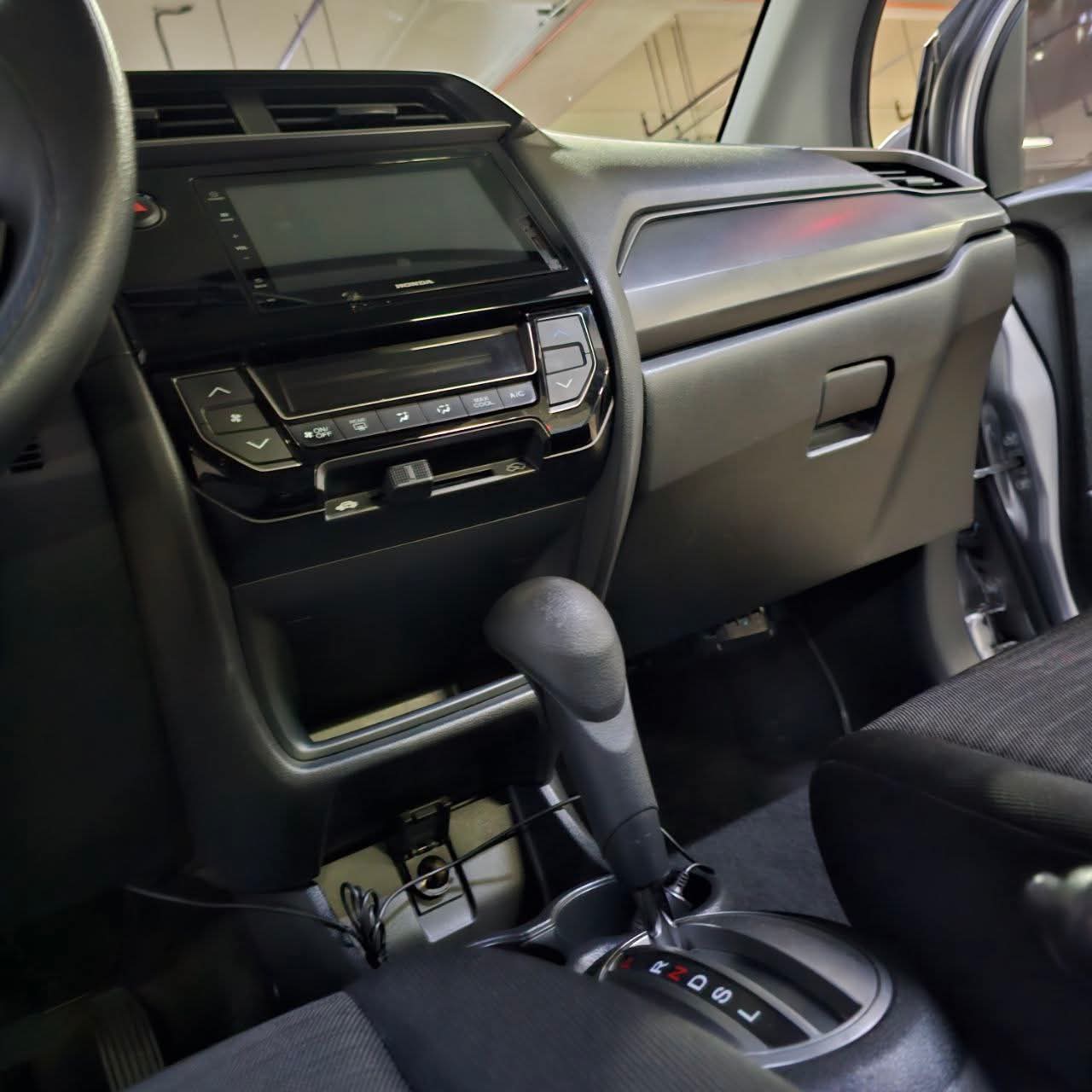 
								2020 Honda BRV 1.5L S CVT i-VTEC AT full									