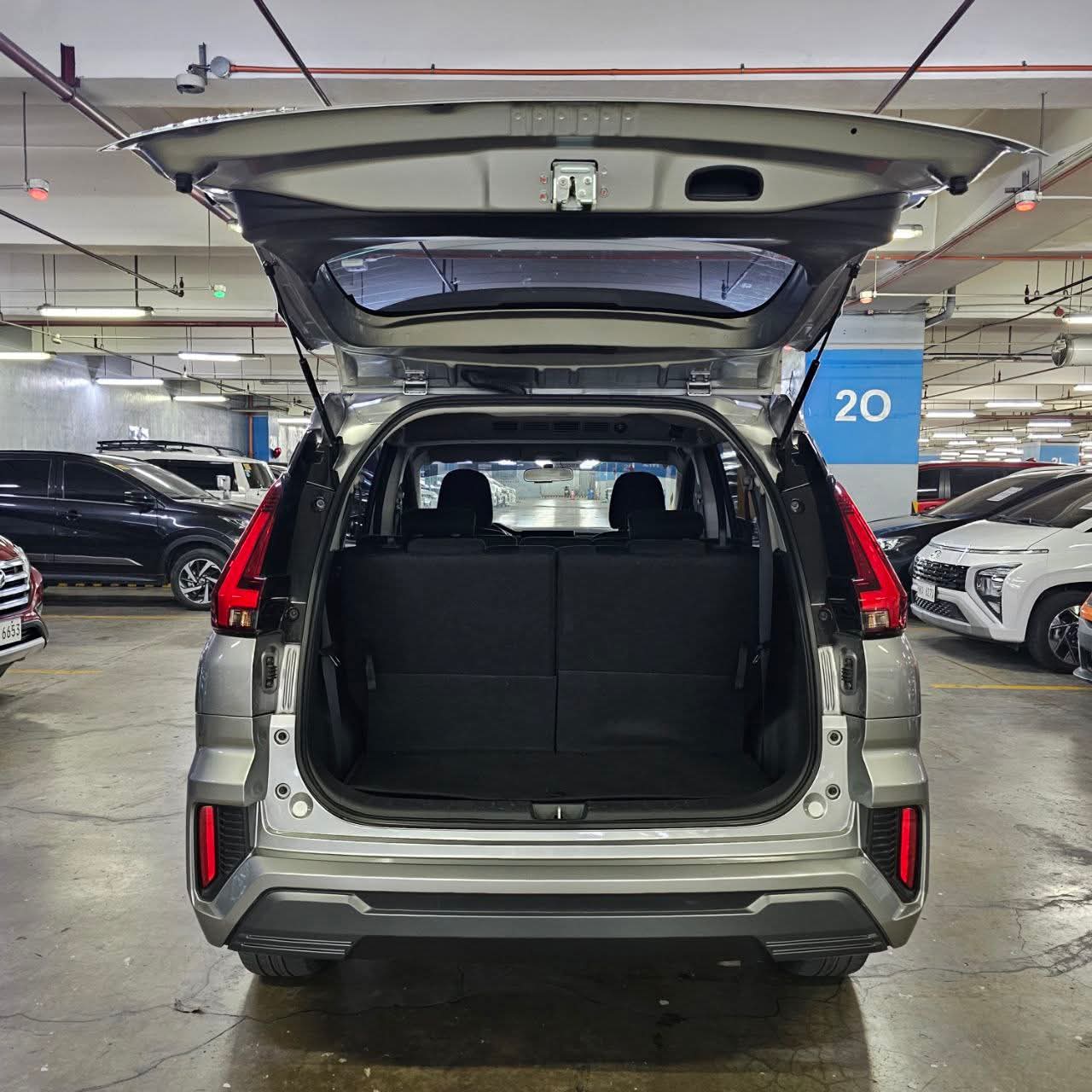 
								2023 Mitsubishi Xpander 1.5L GLS AT full									