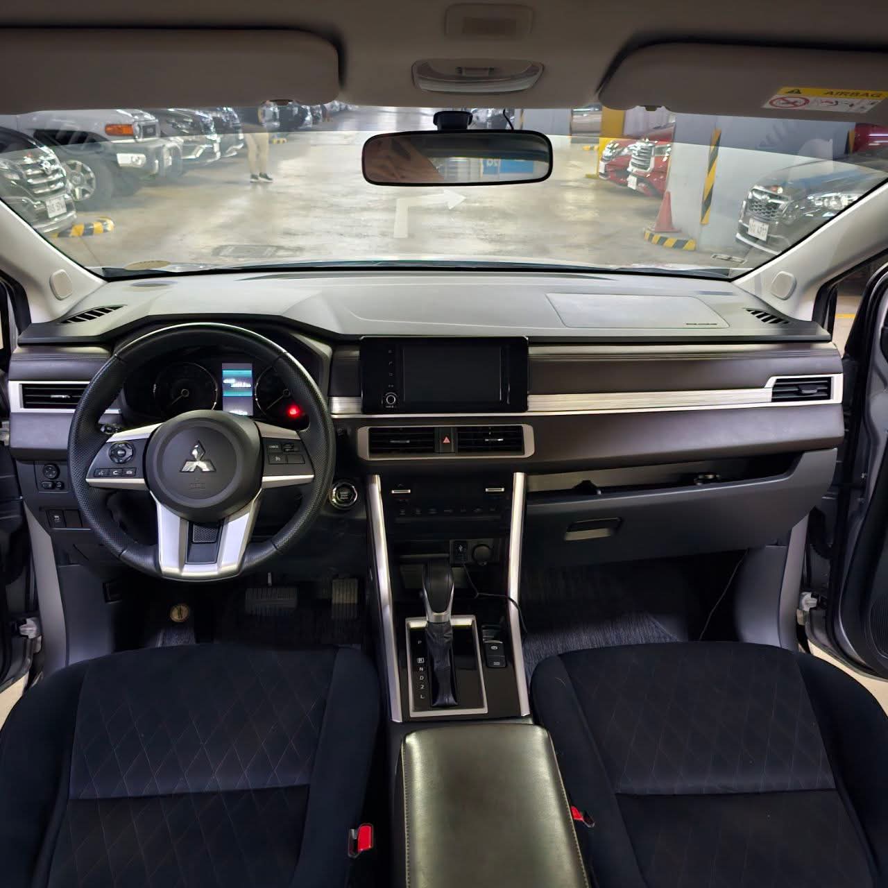 
								2023 Mitsubishi Xpander 1.5L GLS AT full									