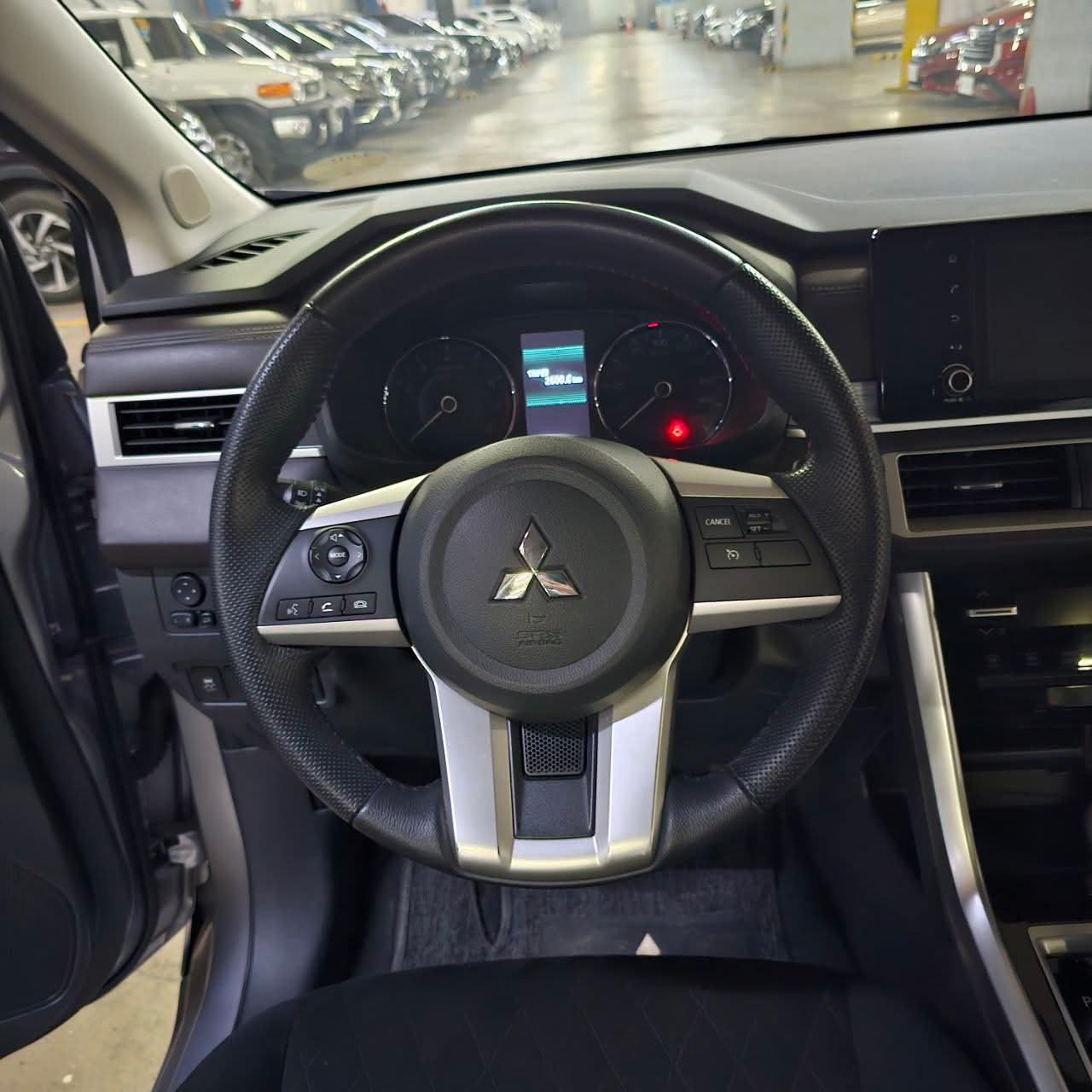 
								2023 Mitsubishi Xpander 1.5L GLS AT full									