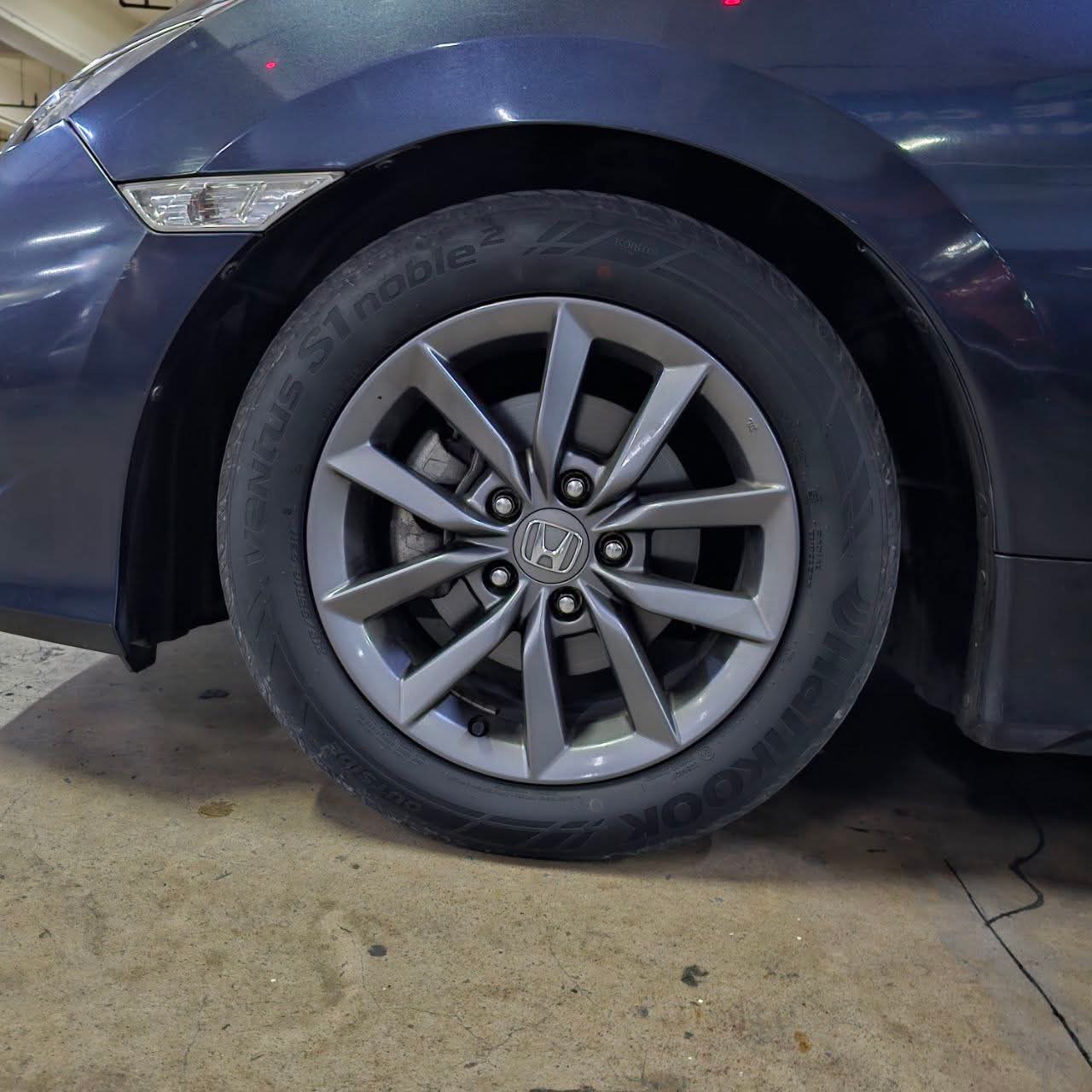 2019 Honda Civic 1.8L E CVT i-VTEC AT
