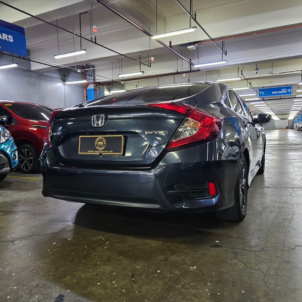 2019 Honda Civic 1.8L E CVT i-VTEC AT