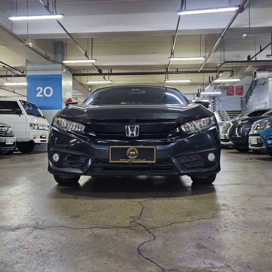 2017 Honda Civic RS Turbo CVT AT
